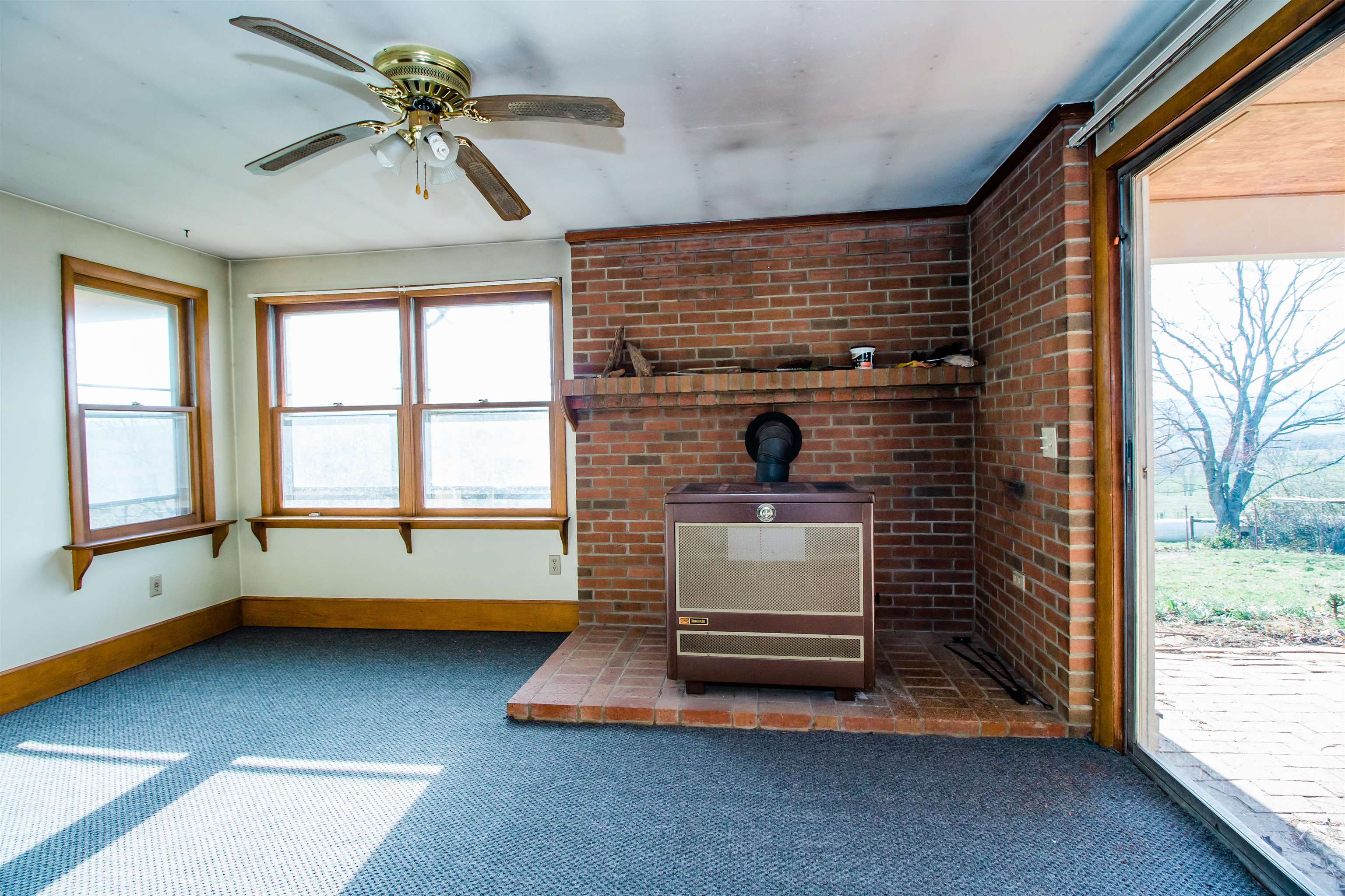 16460 FORESTVILLE RD