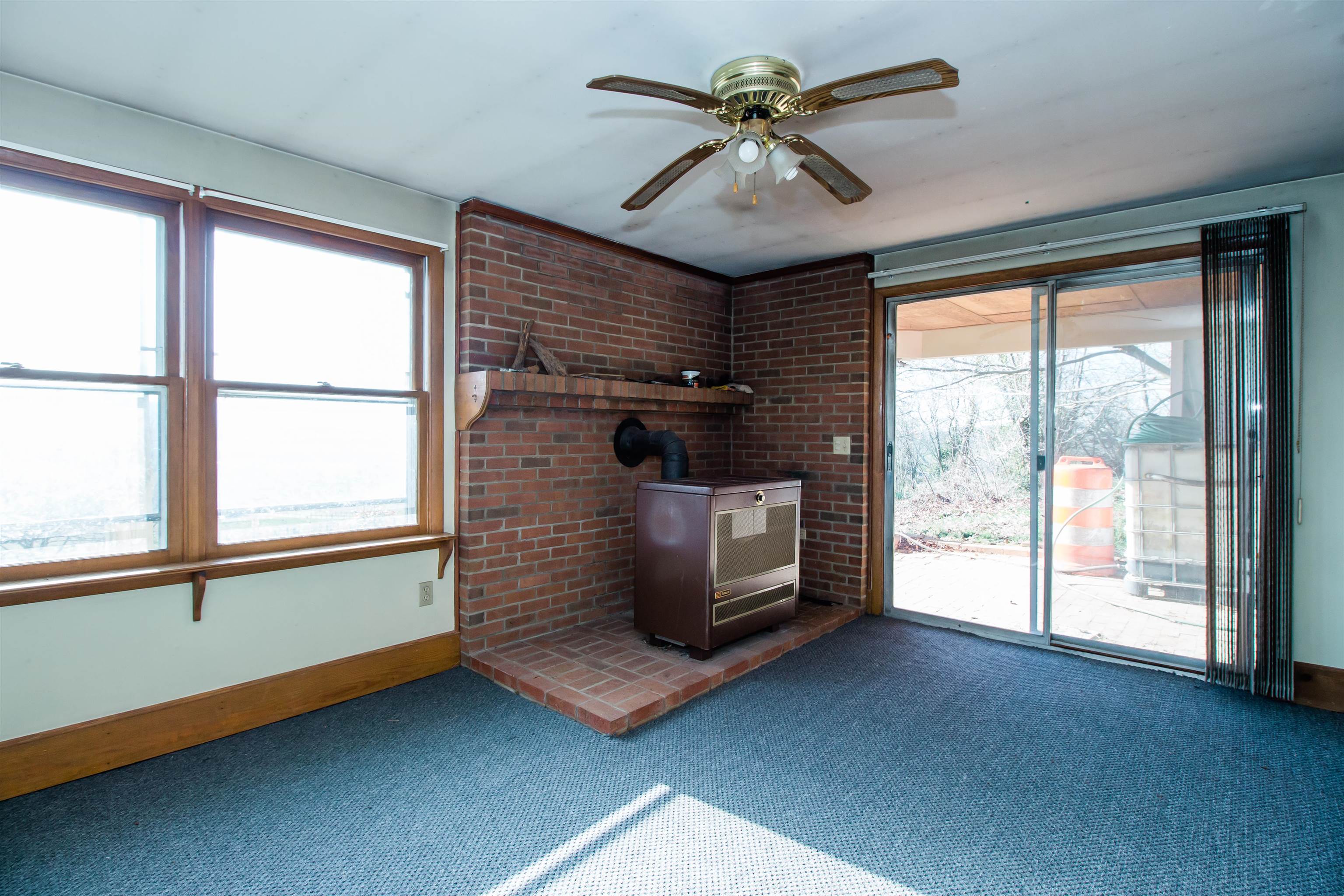 16460 FORESTVILLE RD