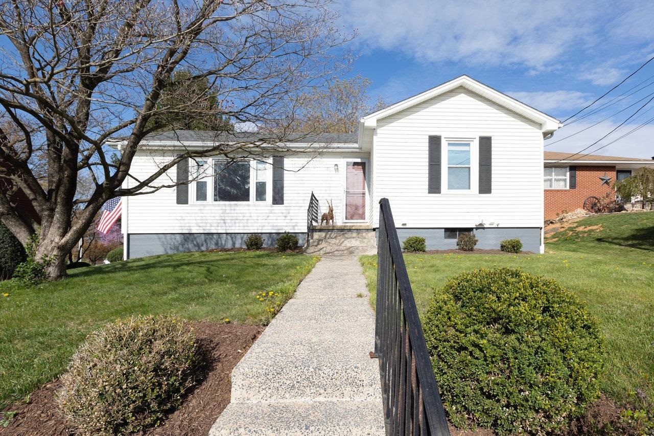 181 SUMMIT ST