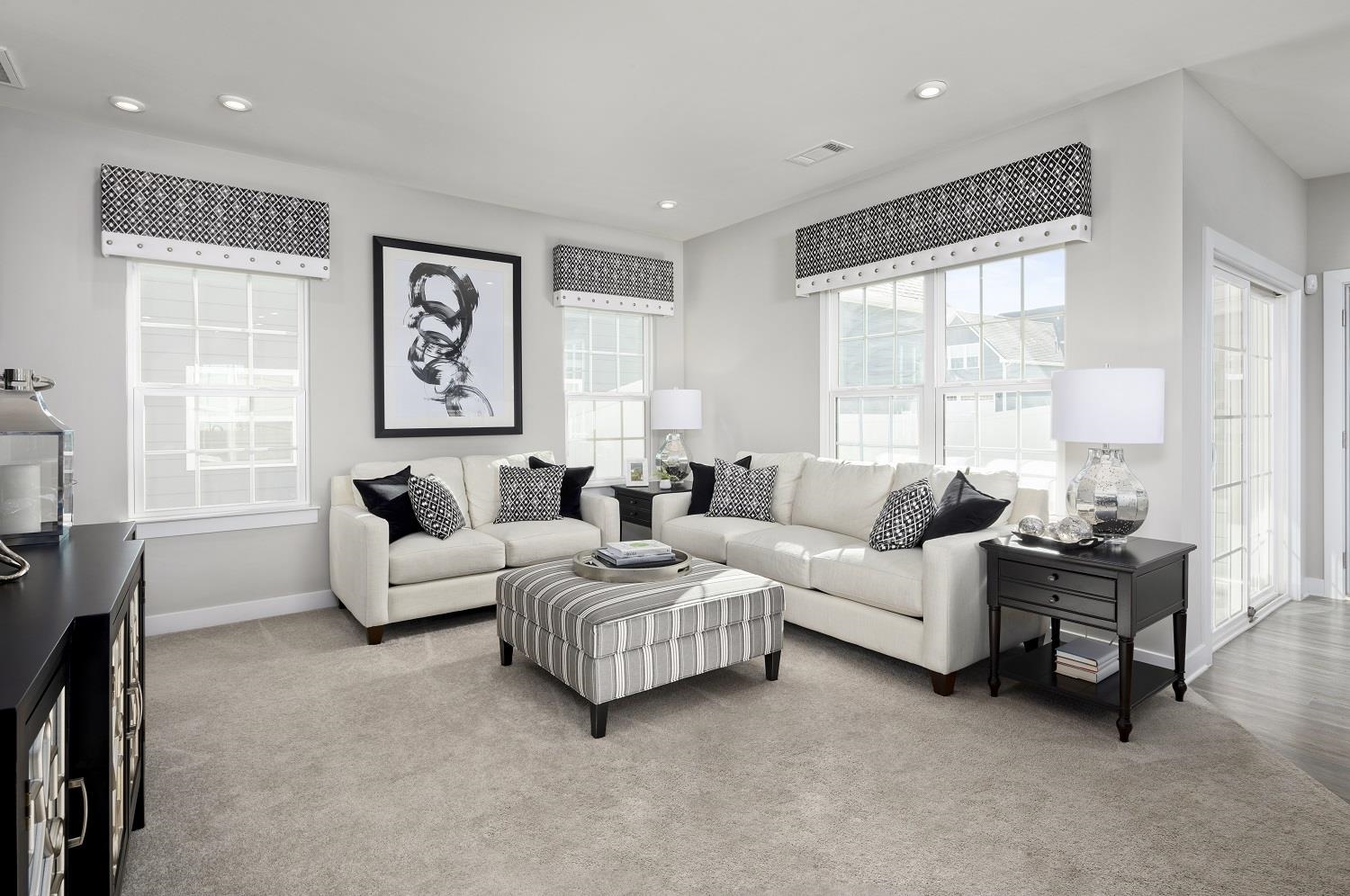 10615 WHISPERING PINE LN