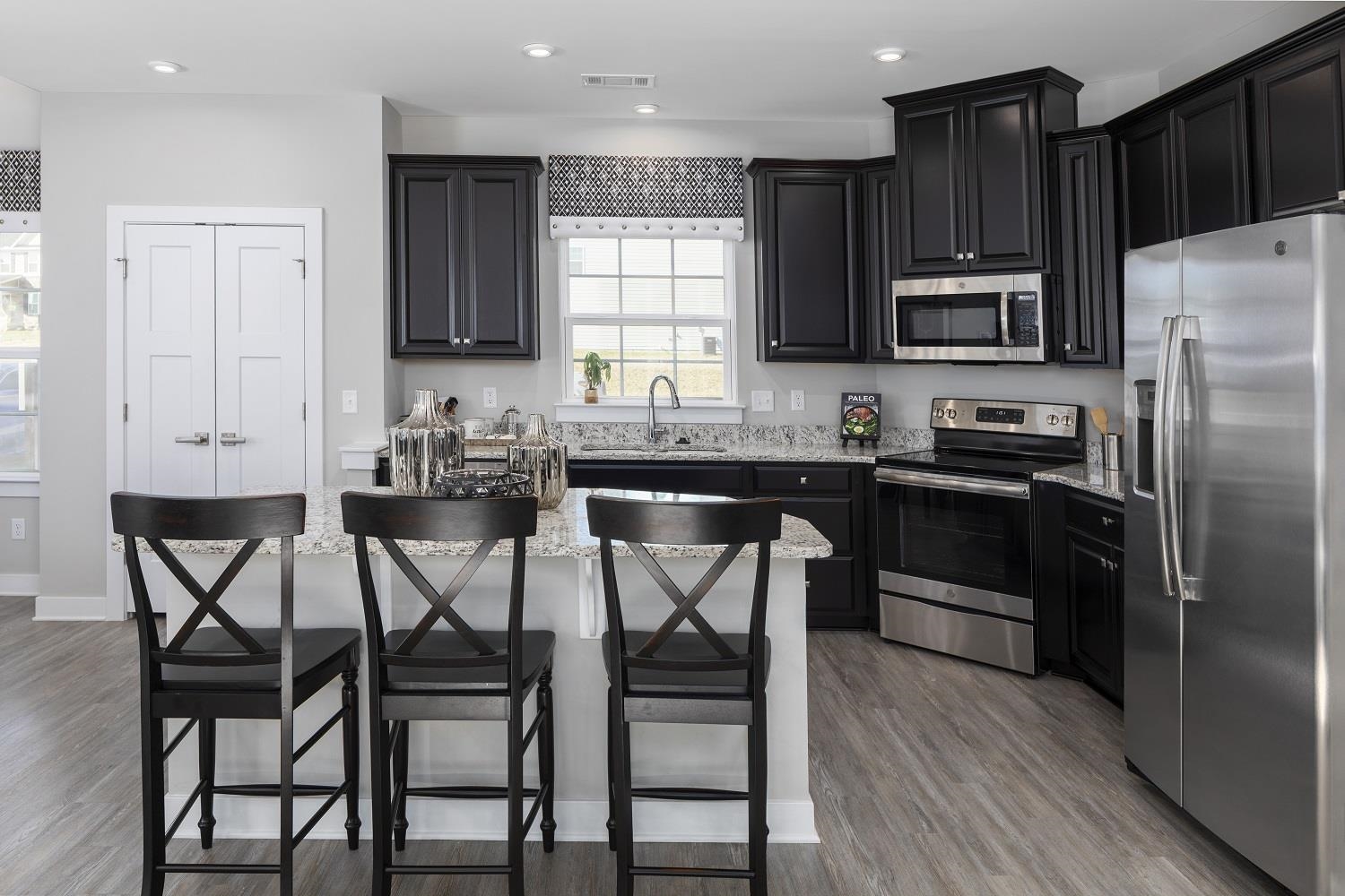 10615 WHISPERING PINE LN