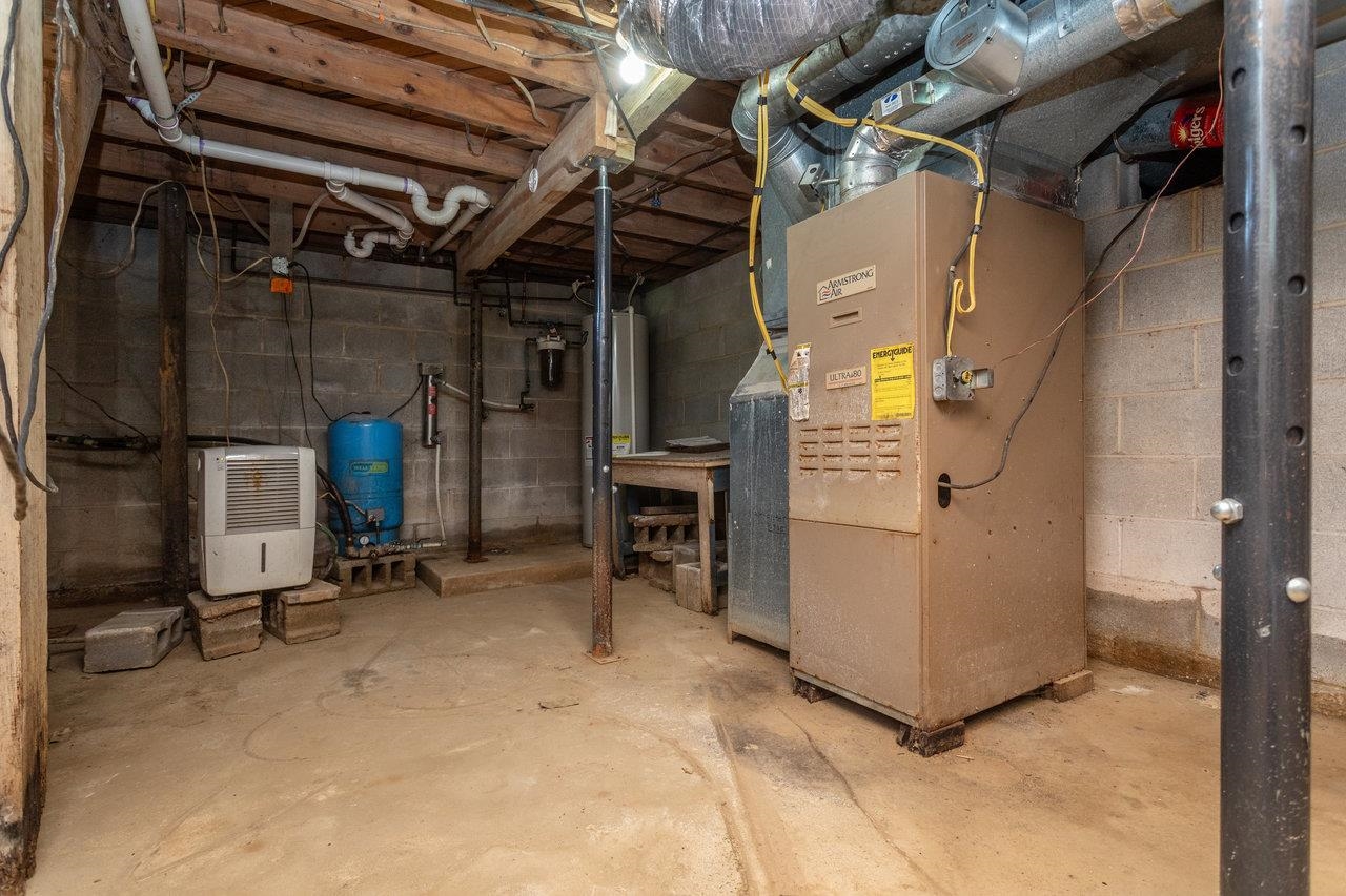 4205 MOUNTAIN FARM RD