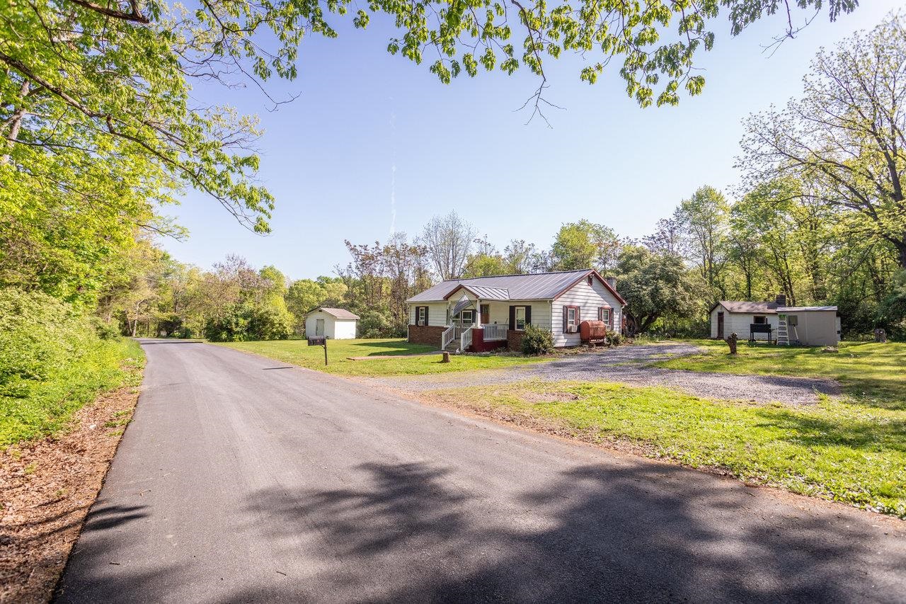 4205 MOUNTAIN FARM RD