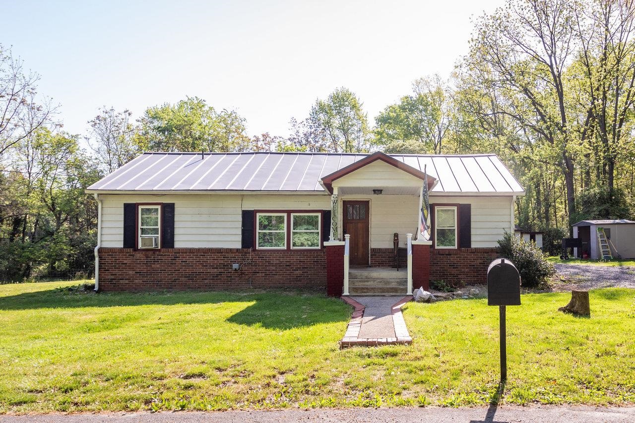 4205 MOUNTAIN FARM RD