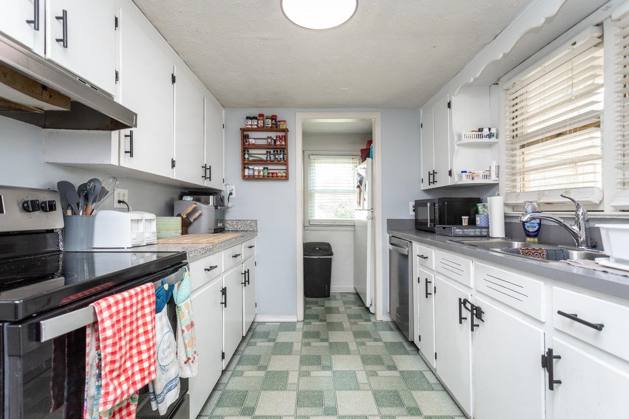 4205 MOUNTAIN FARM RD