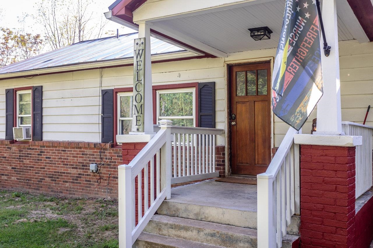 4205 MOUNTAIN FARM RD