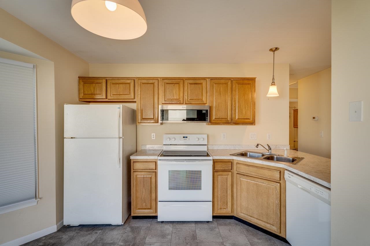 15760 MORNING DOVE LN