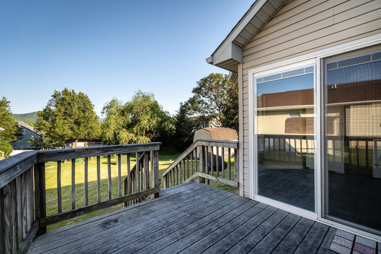 15760 MORNING DOVE LN