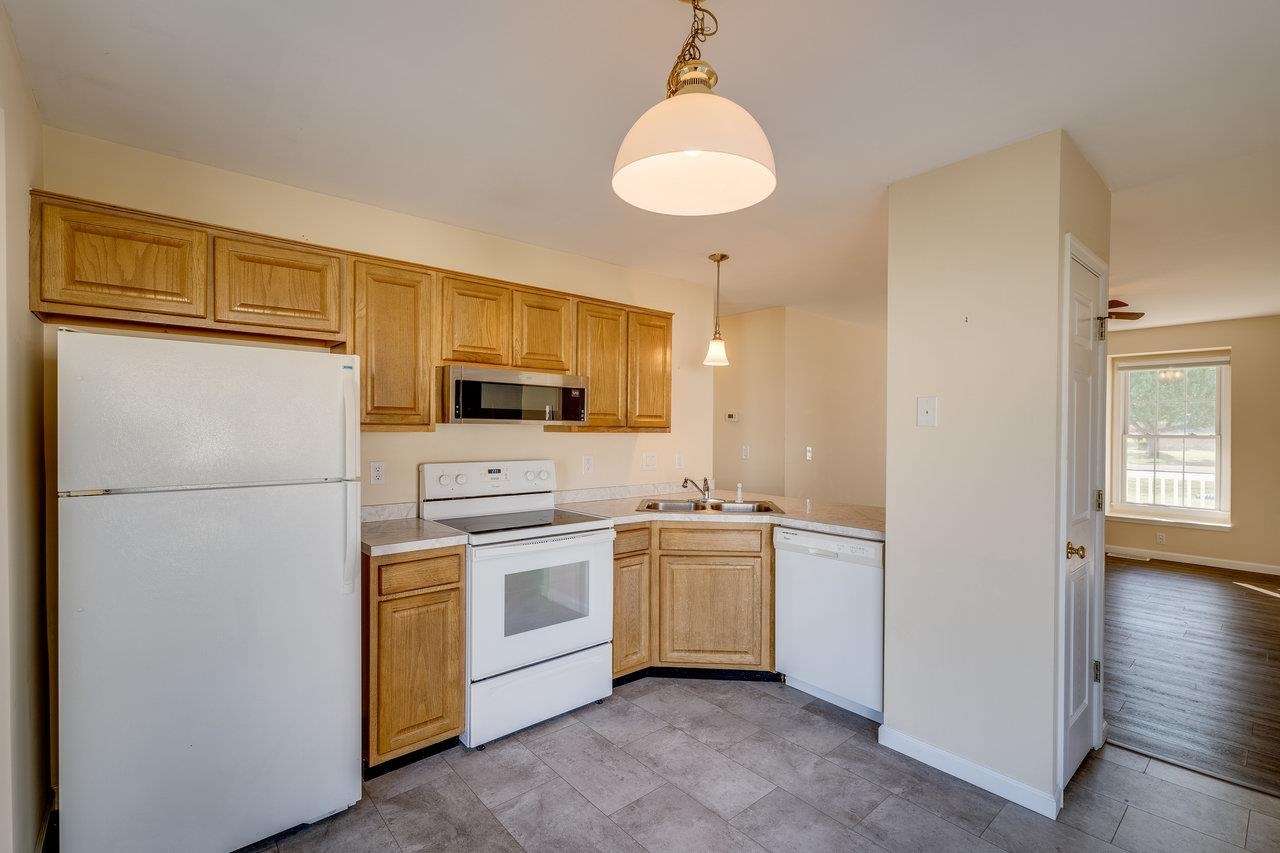 15760 MORNING DOVE LN