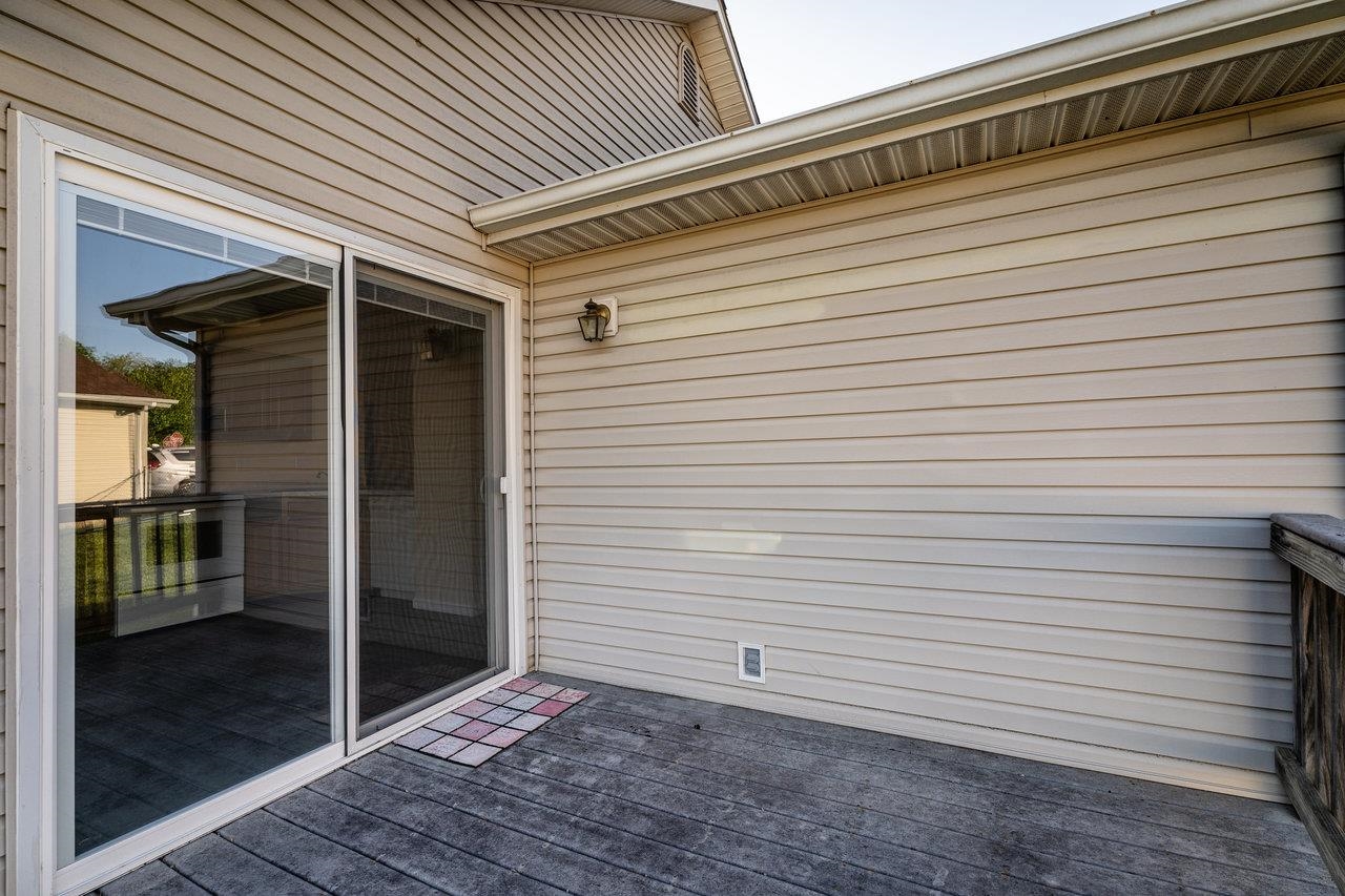 15760 MORNING DOVE LN