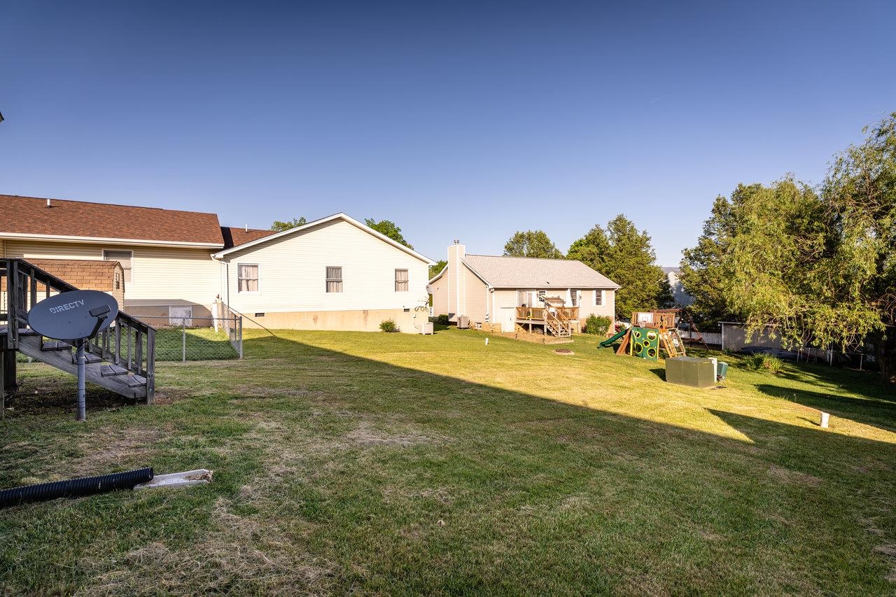 15760 MORNING DOVE LN