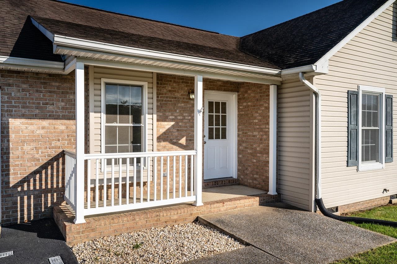 15760 MORNING DOVE LN