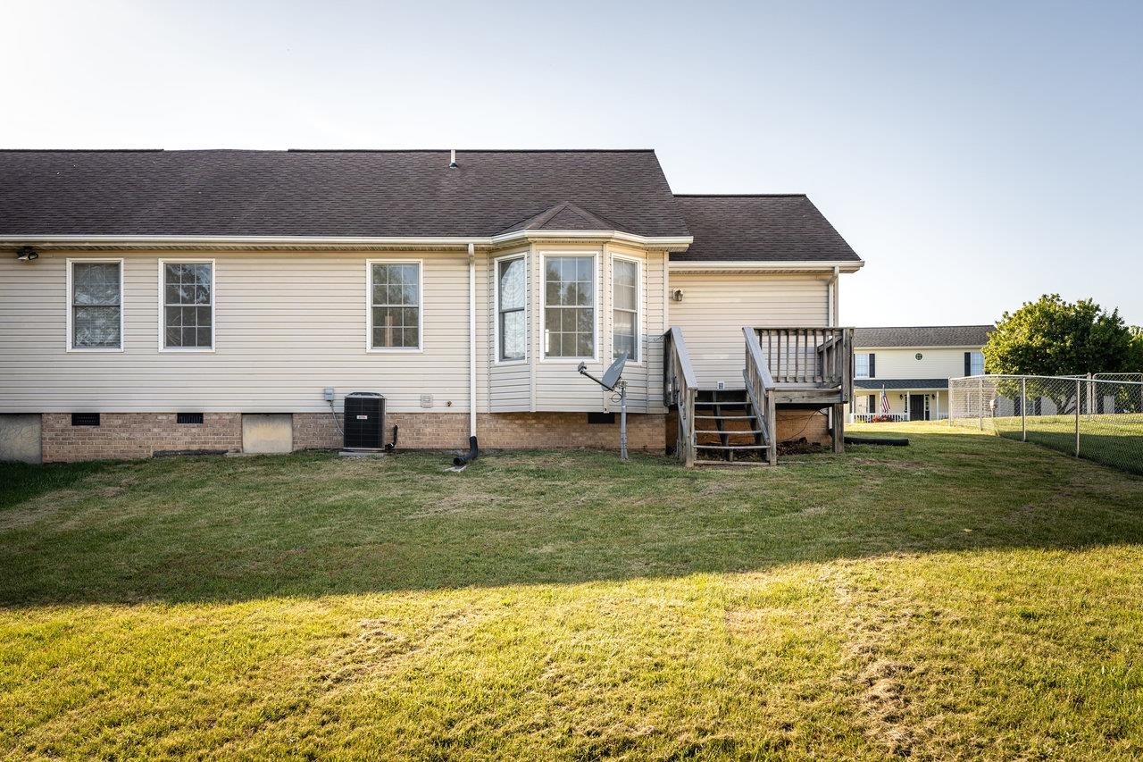 15760 MORNING DOVE LN