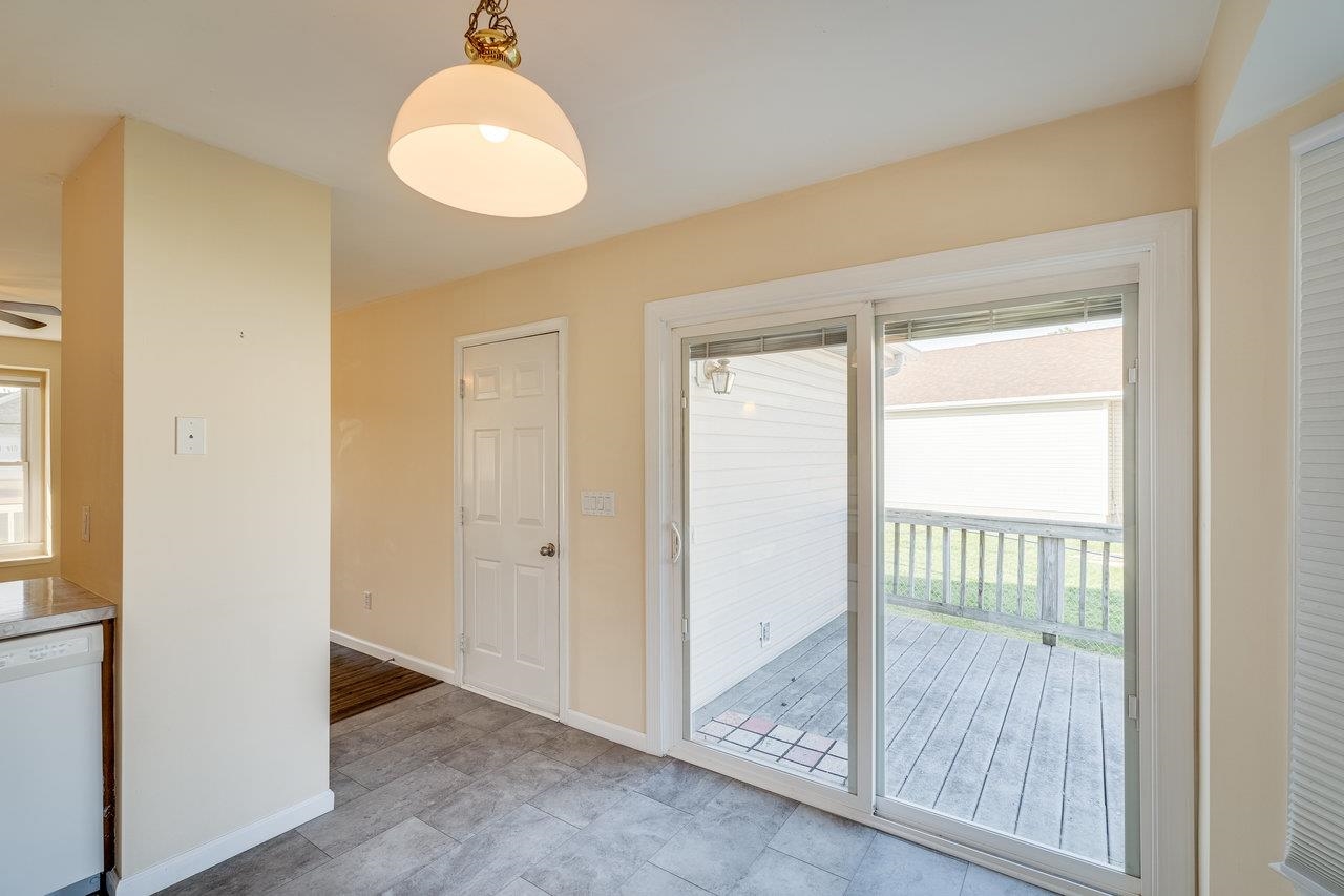 15760 MORNING DOVE LN