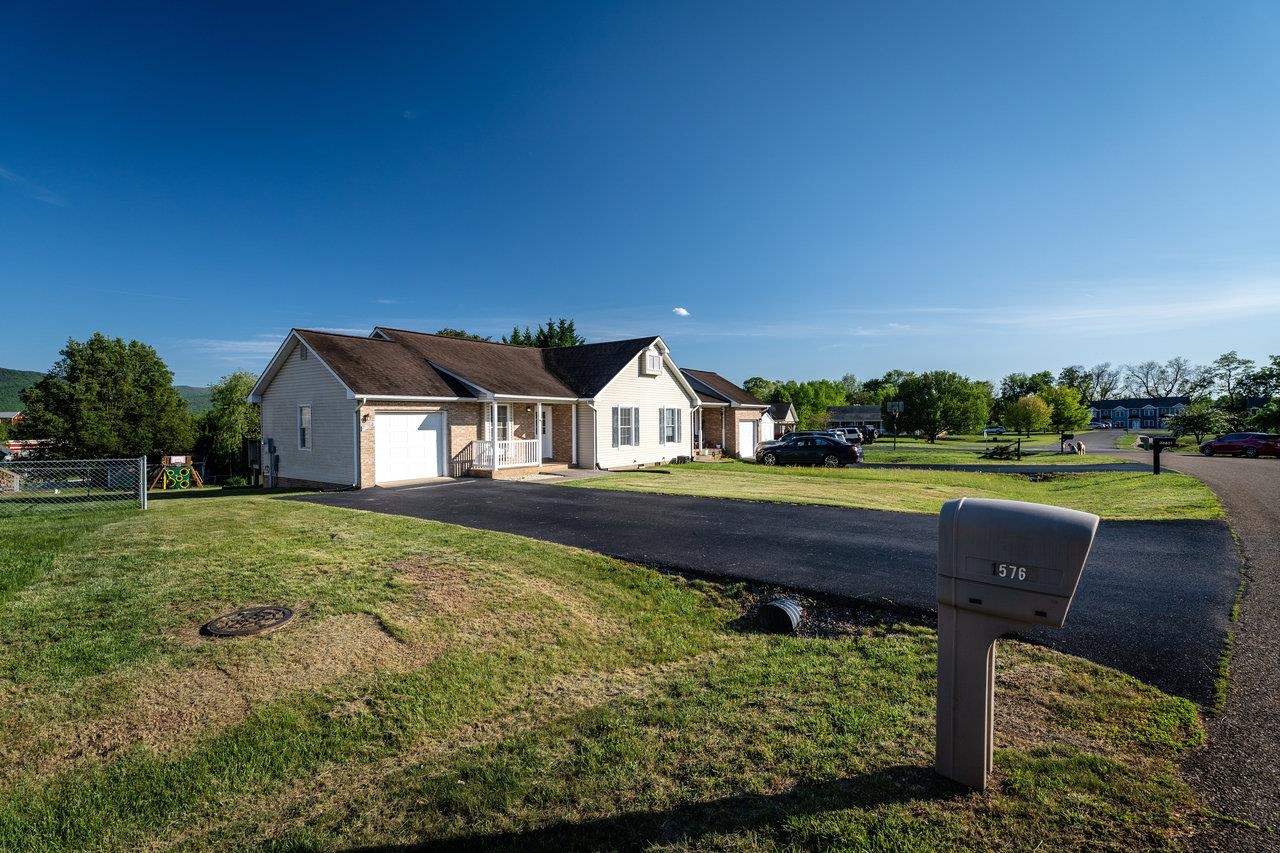 15760 MORNING DOVE LN