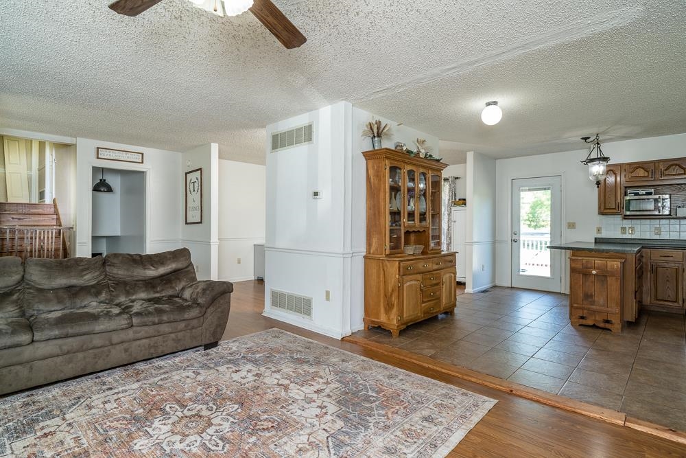 13524 LITTLE DRY RIVER RD