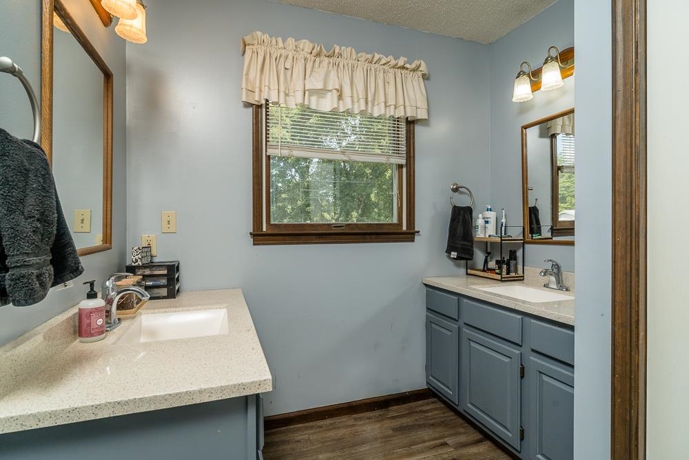 13524 LITTLE DRY RIVER RD