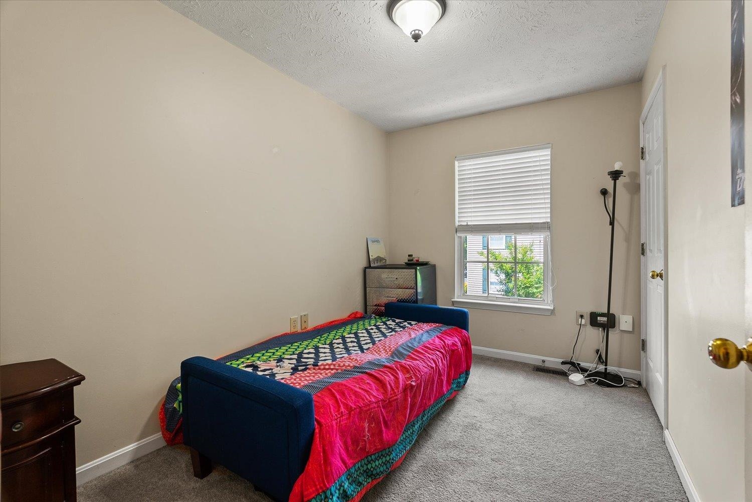 2387 BRECKENRIDGE CT