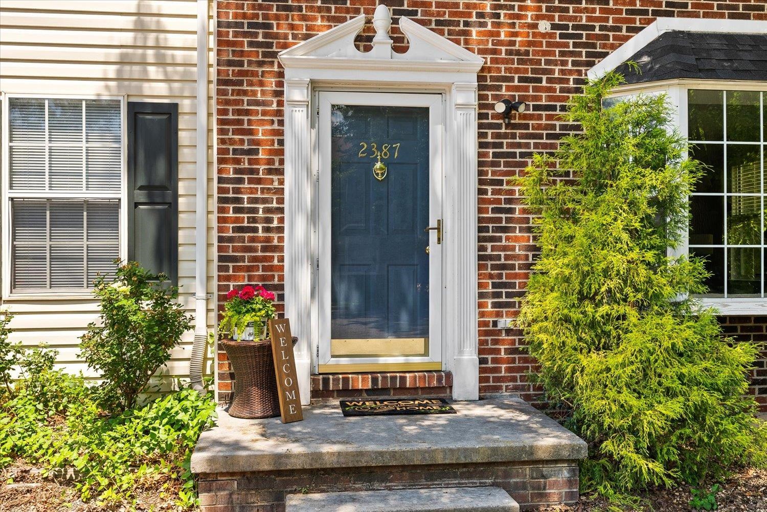 2387 BRECKENRIDGE CT