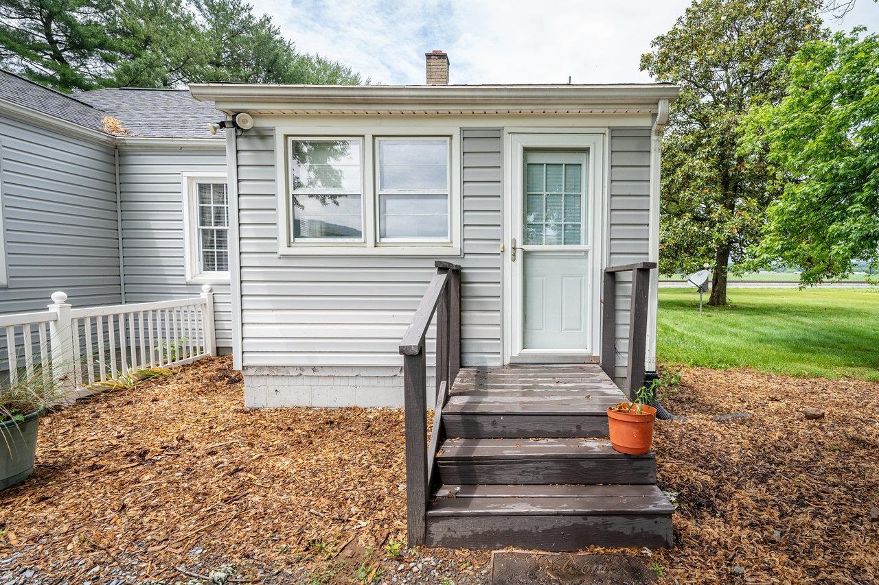 3861 S EAST SIDE HWY