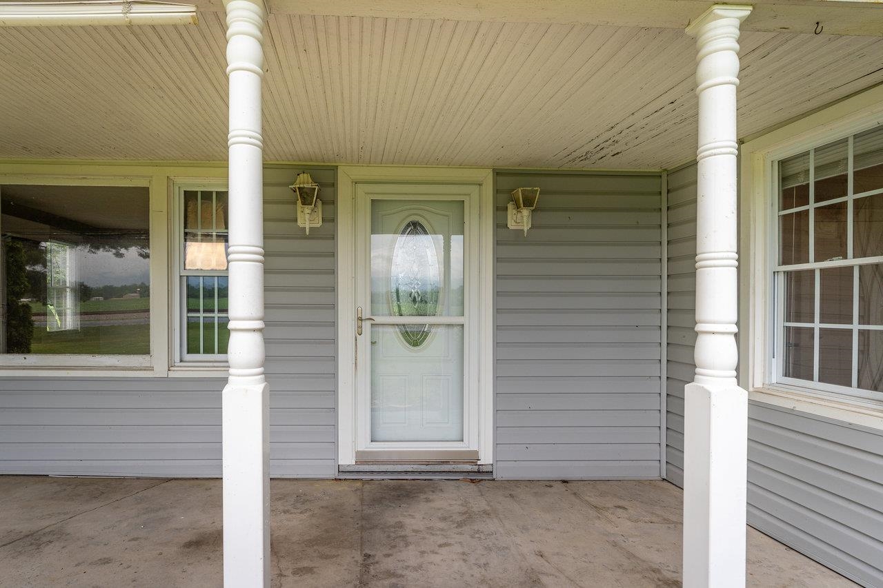 3861 S EAST SIDE HWY