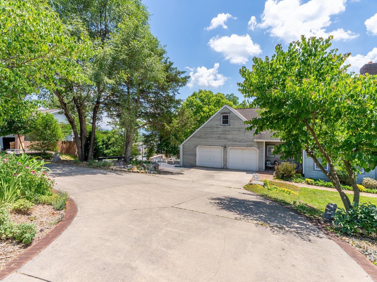 1134 SUMTER CT
