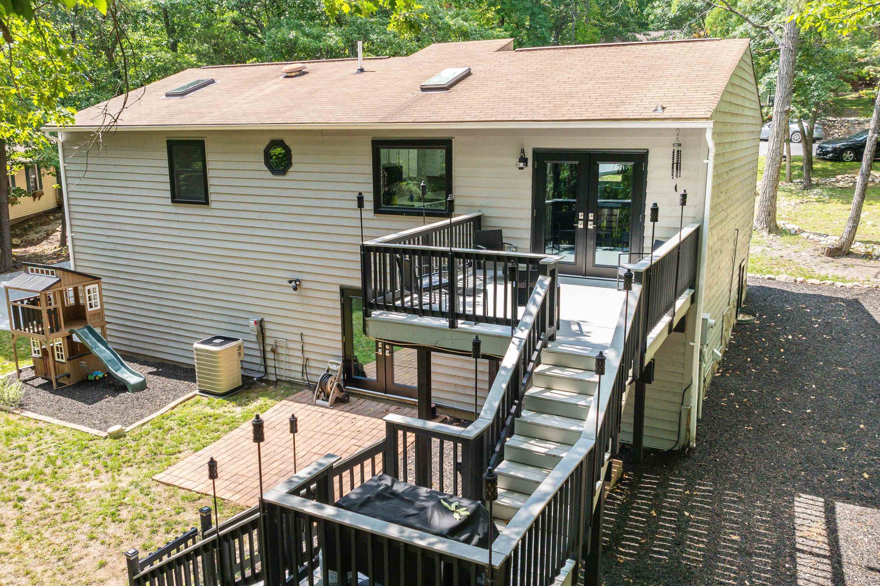 155 BETHEL LN