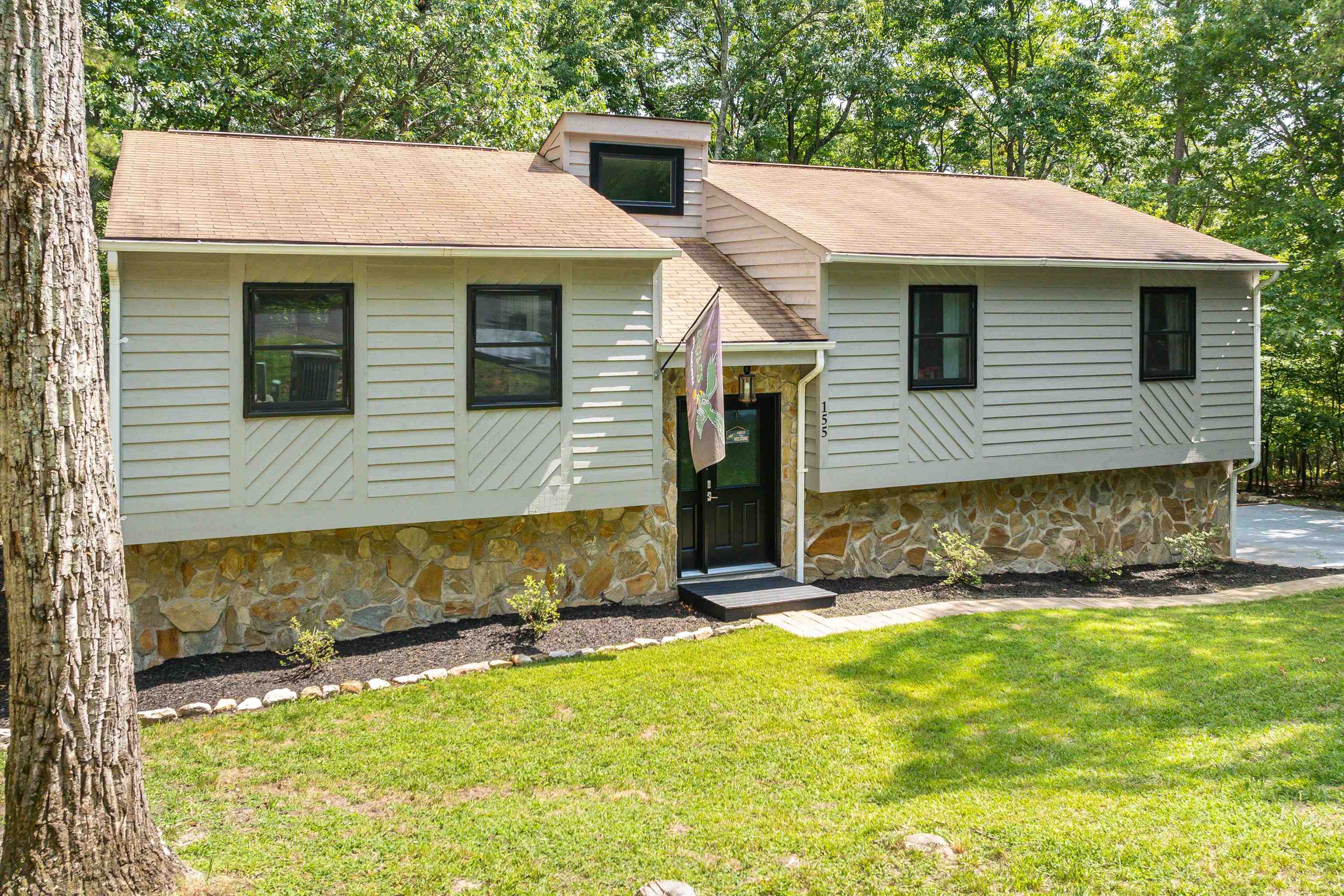 155 BETHEL LN