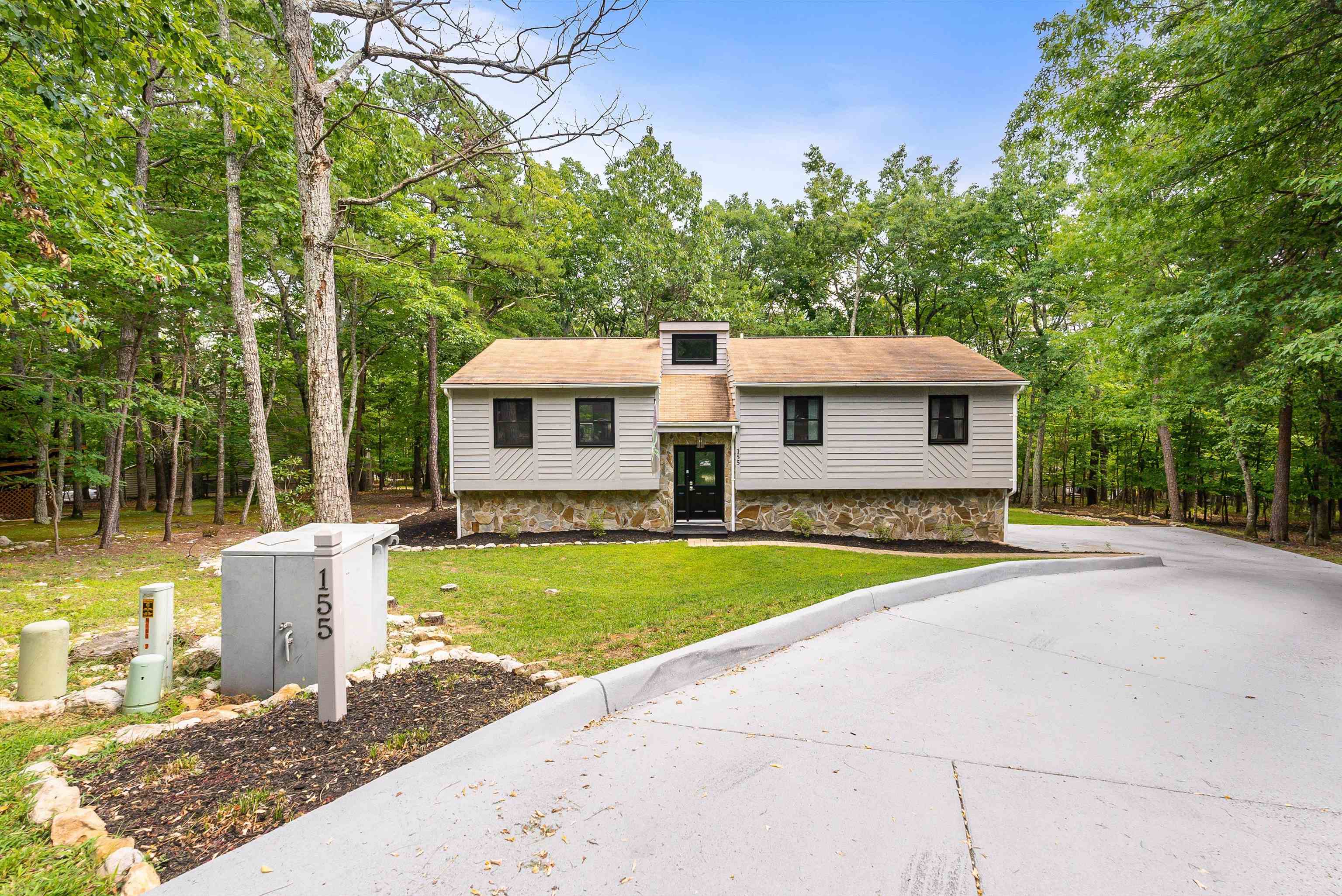 155 BETHEL LN