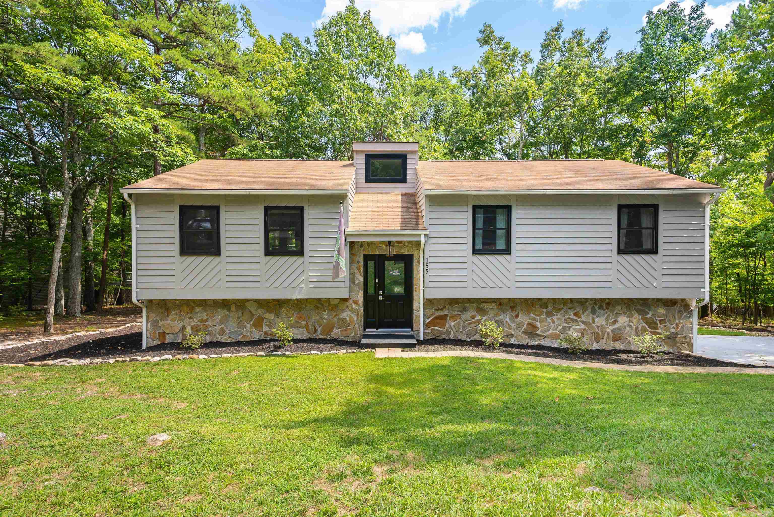 155 BETHEL LN