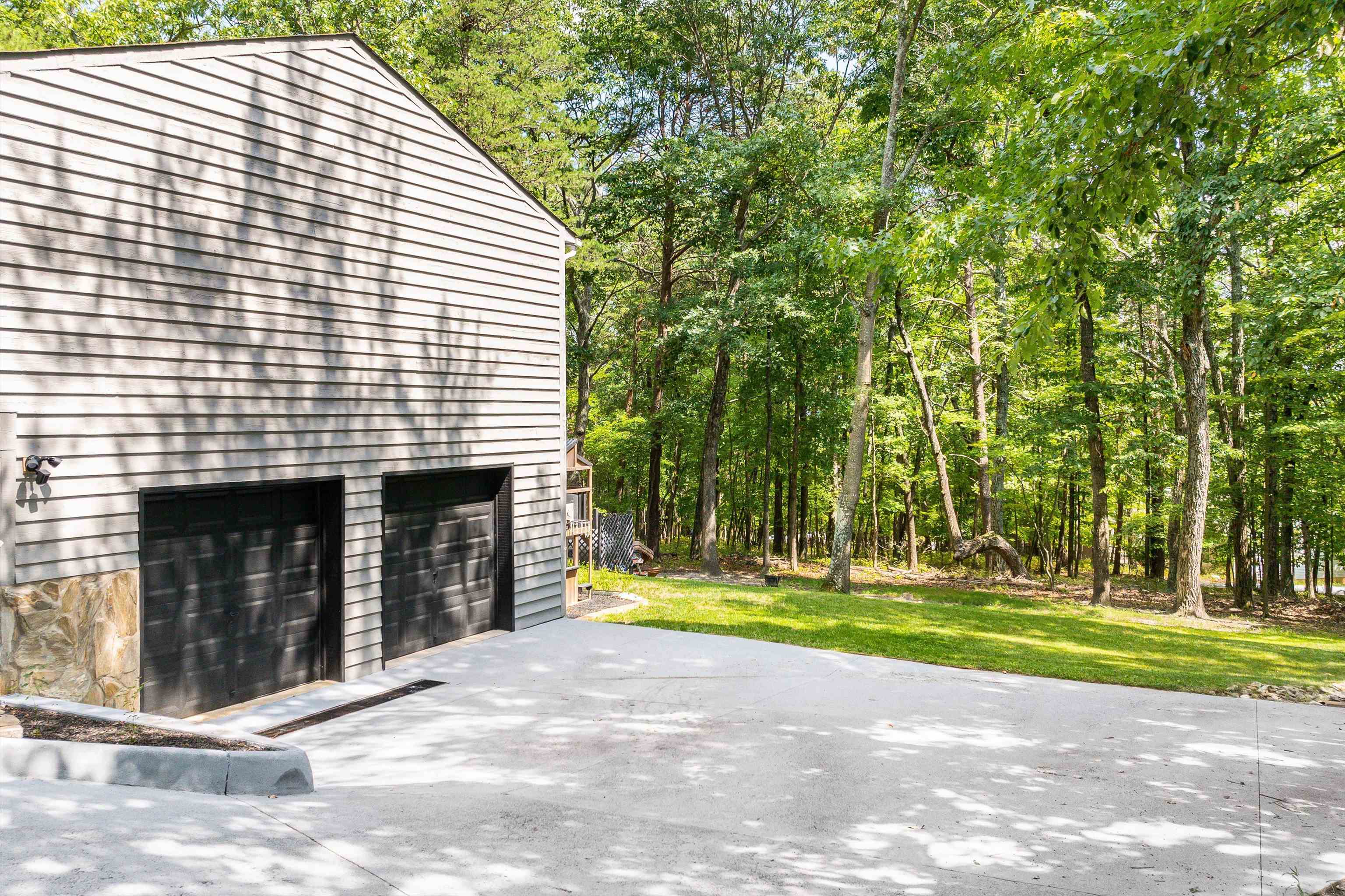 155 BETHEL LN