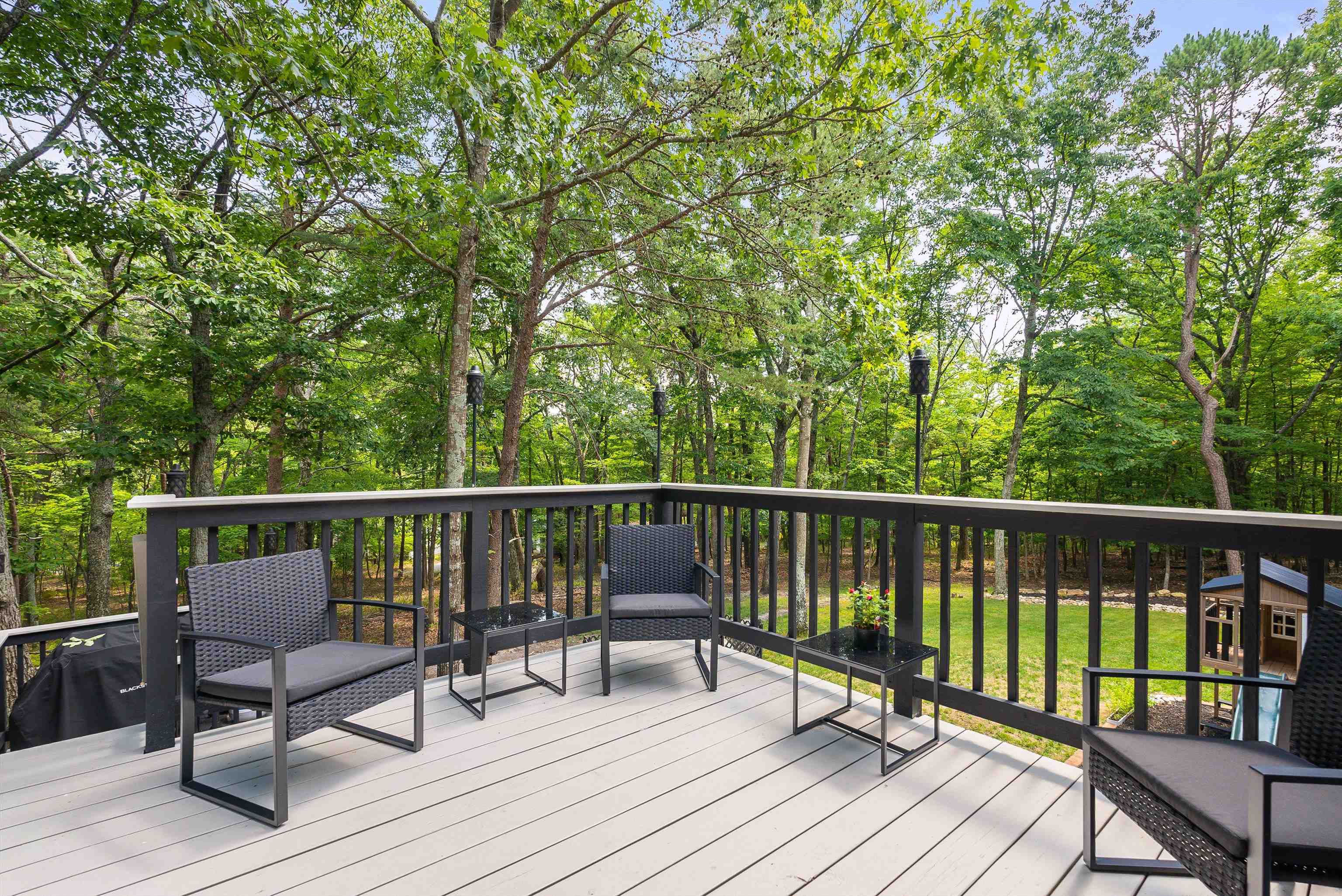155 BETHEL LN