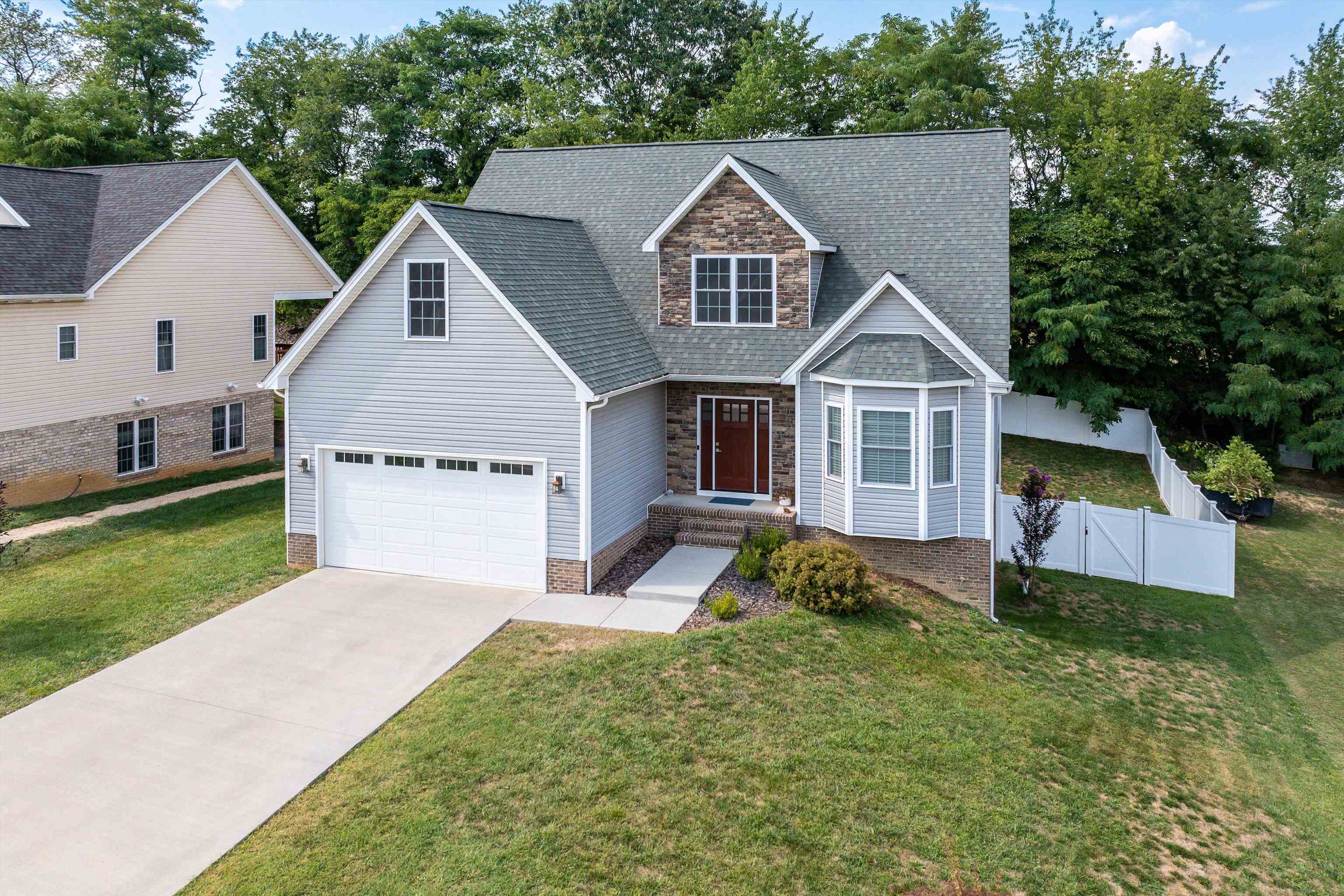 1350 LITTLE SORRELL DR