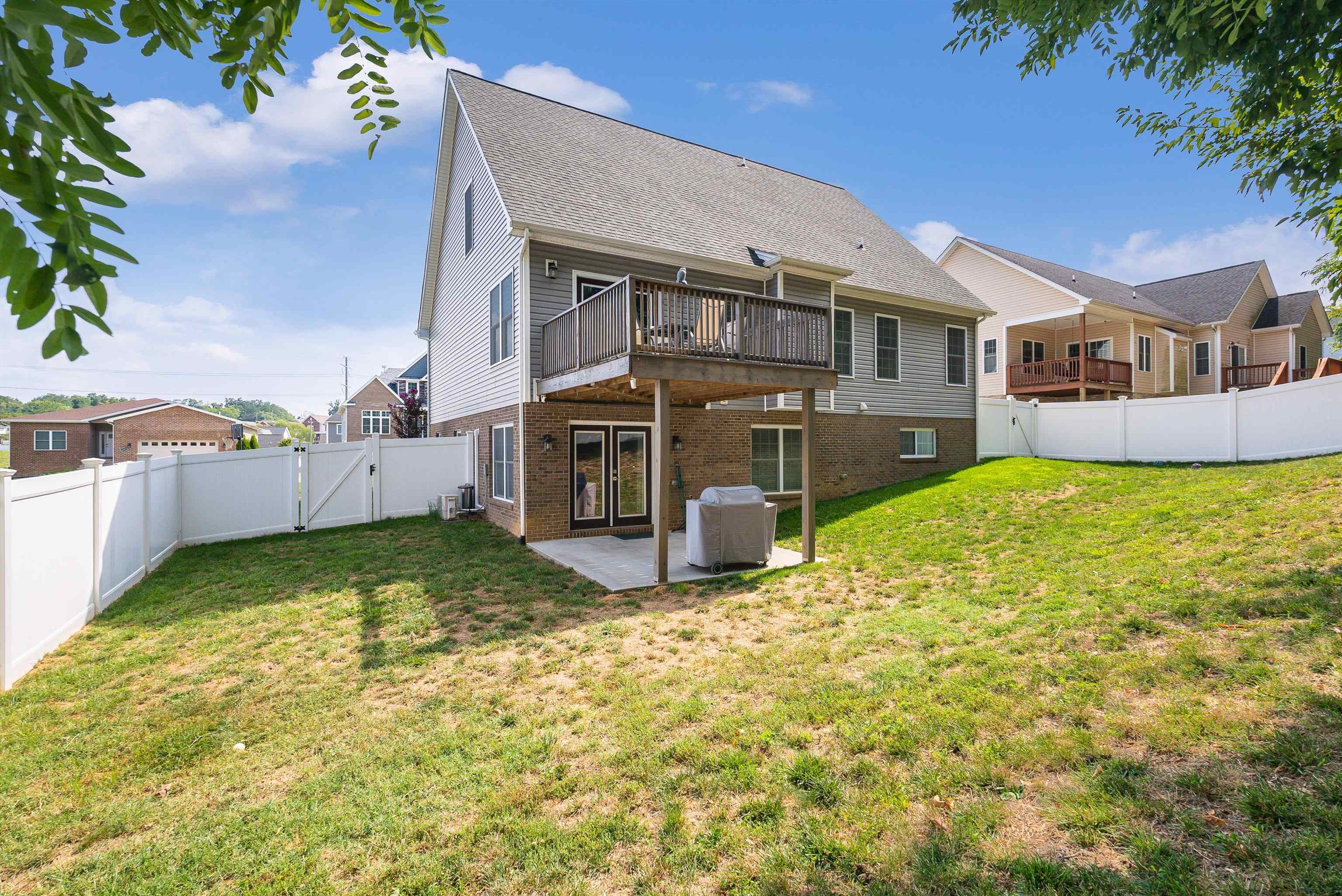 1350 LITTLE SORRELL DR