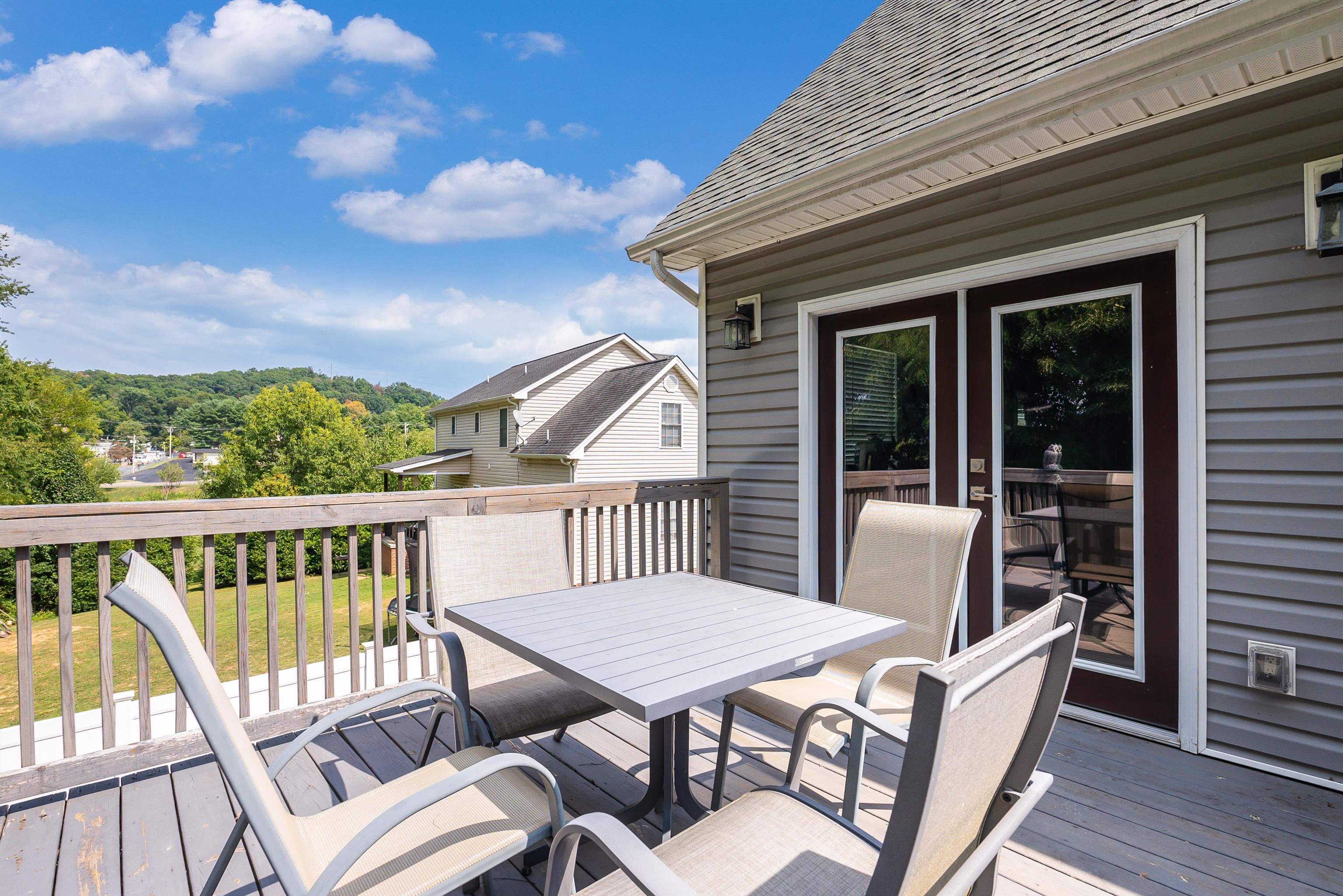 1350 LITTLE SORRELL DR