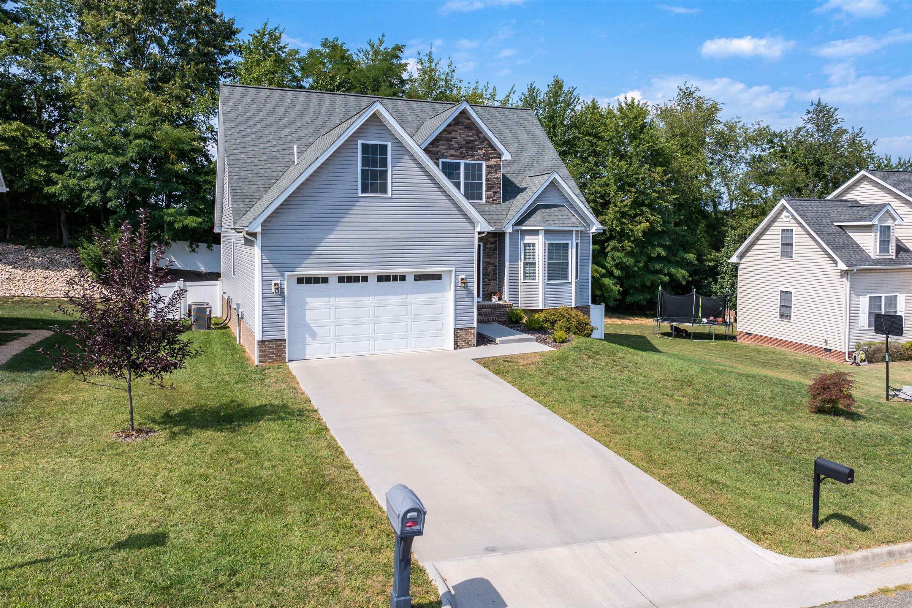 1350 LITTLE SORRELL DR