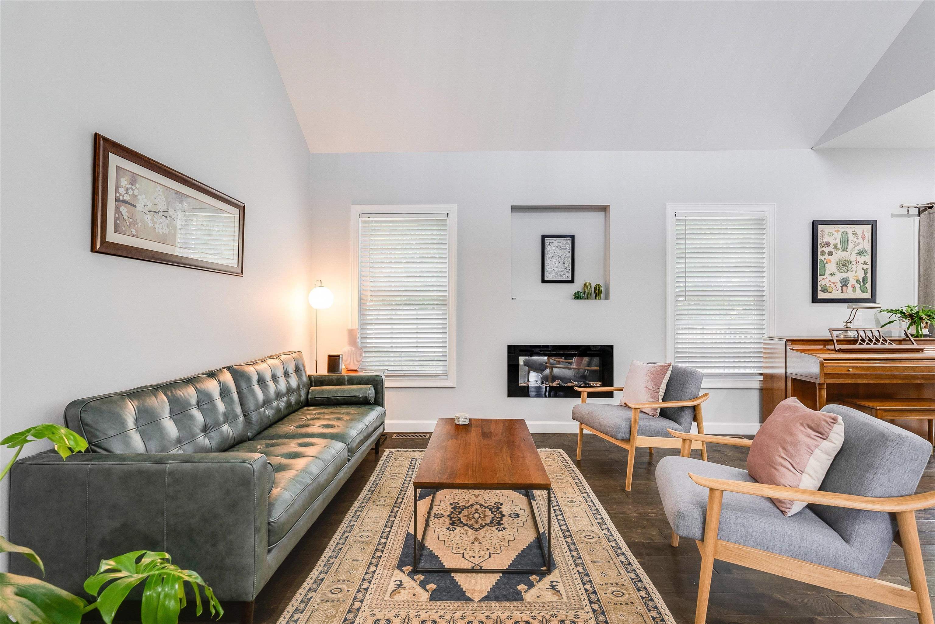 1350 LITTLE SORRELL DR