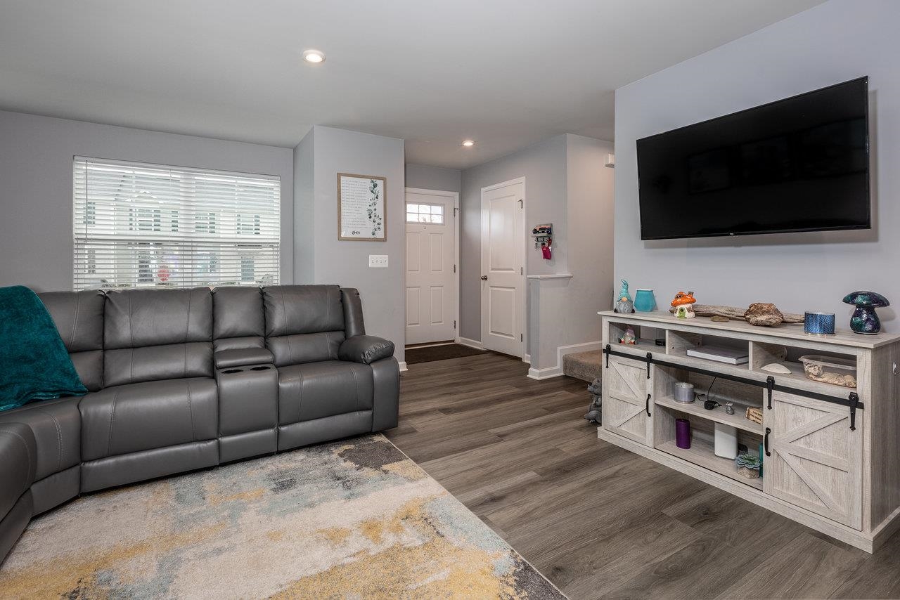 777 CARSON CIR