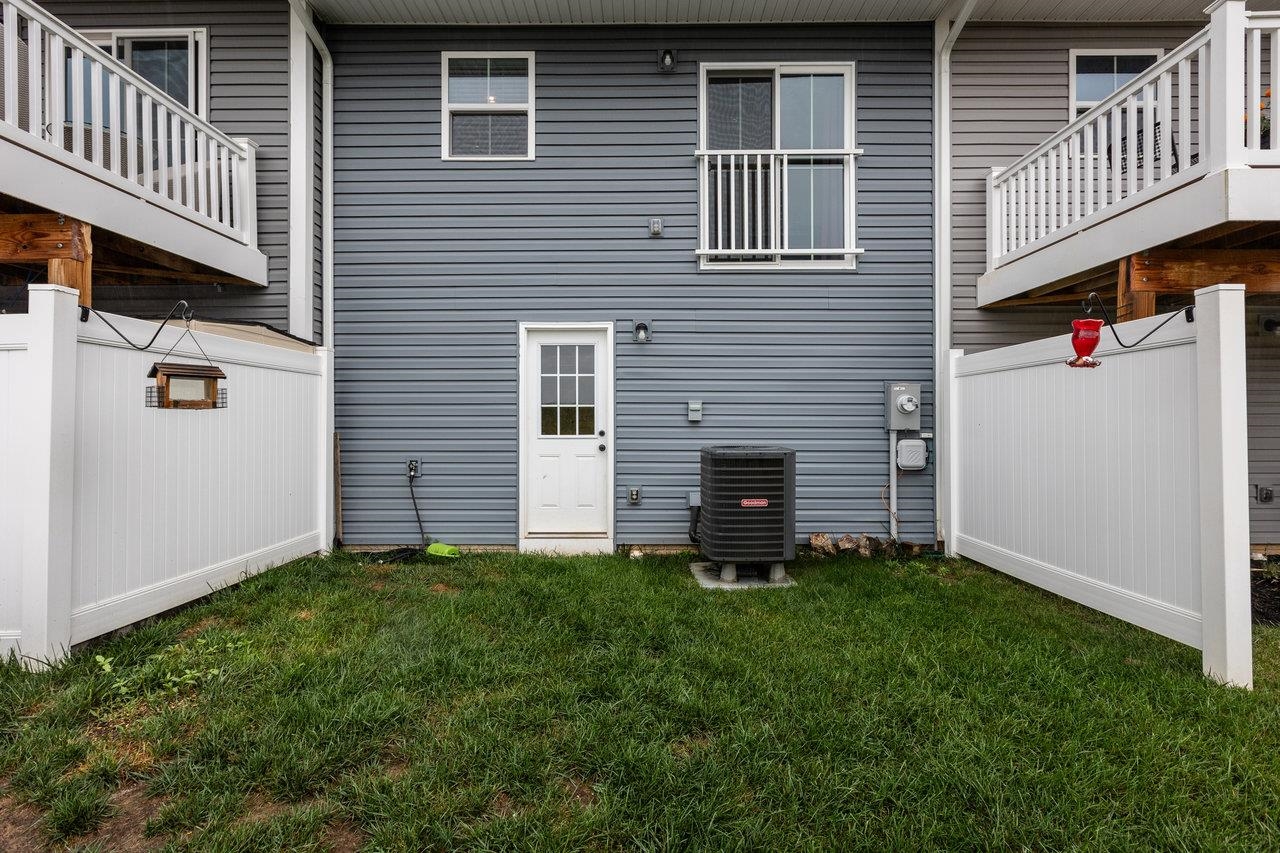 777 CARSON CIR