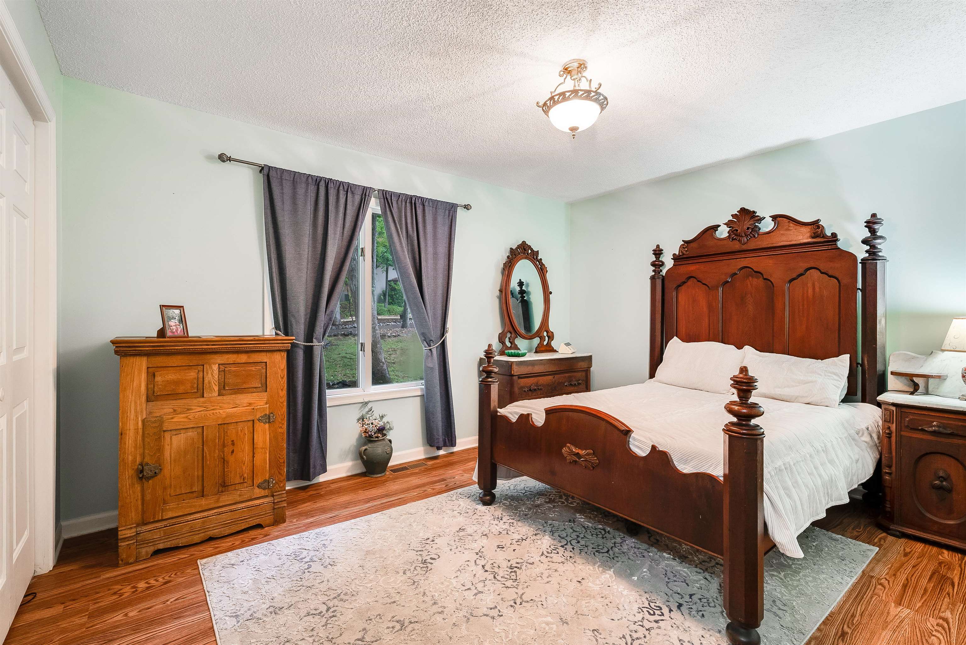 146 RHODODENDRON CT