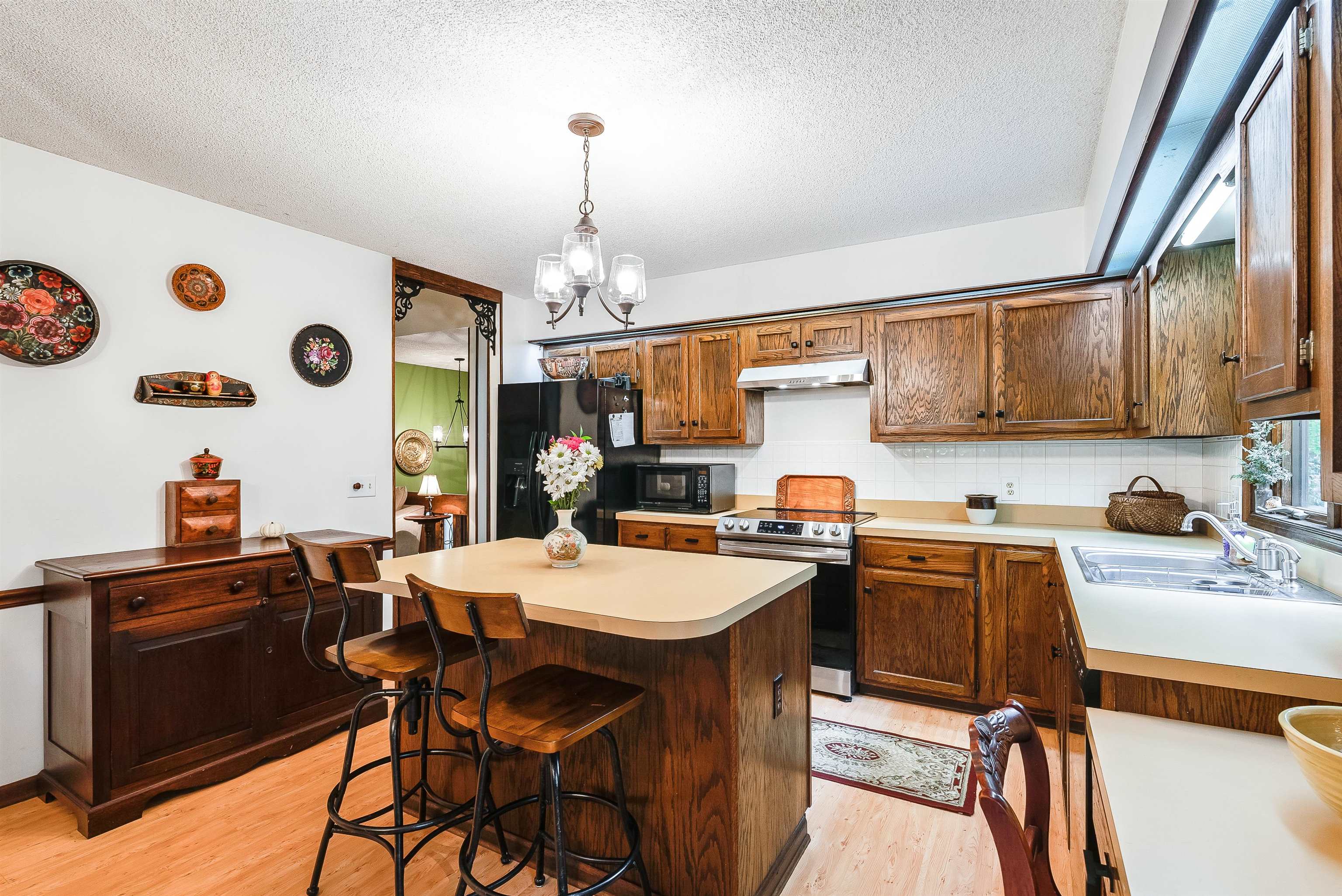146 RHODODENDRON CT