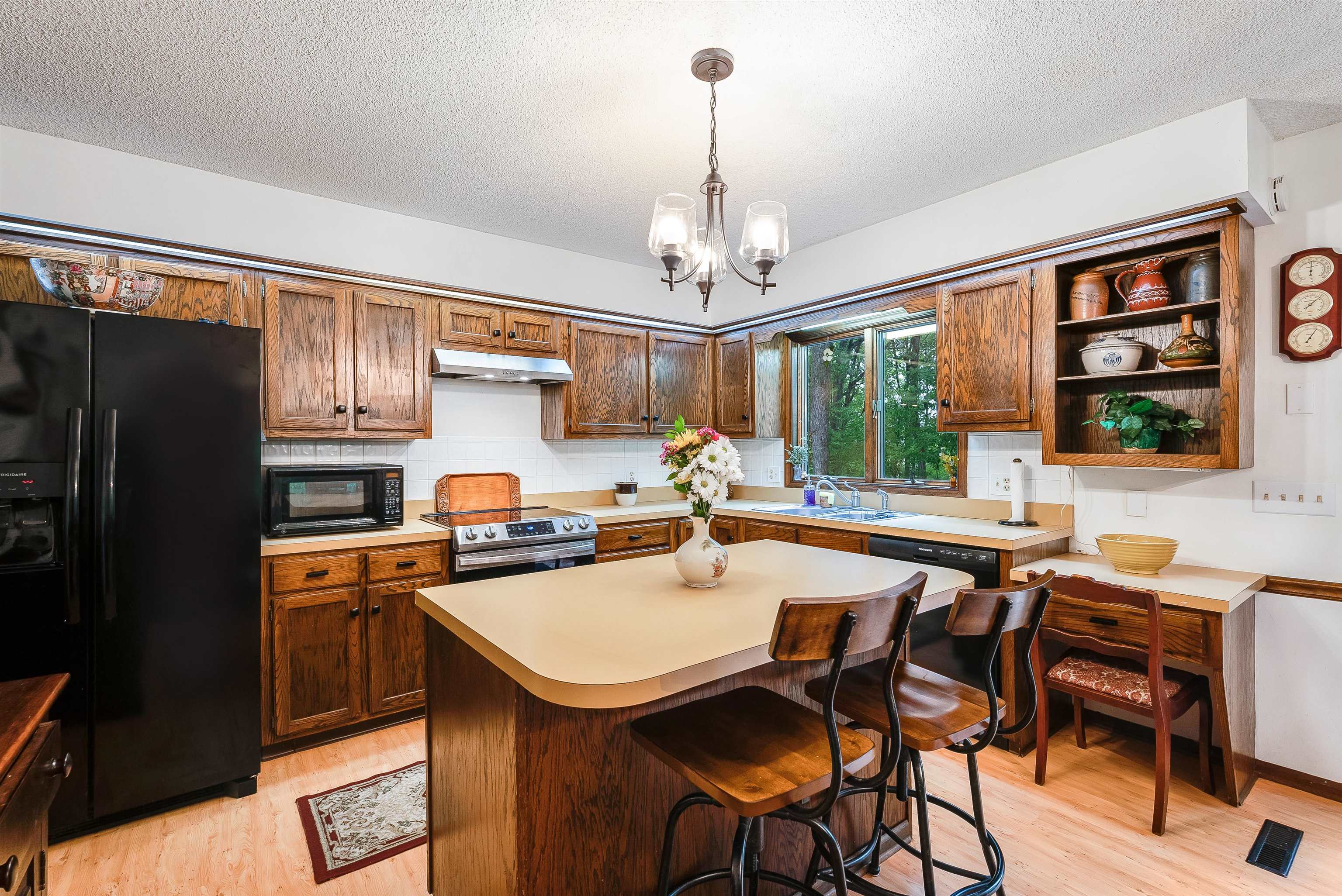 146 RHODODENDRON CT