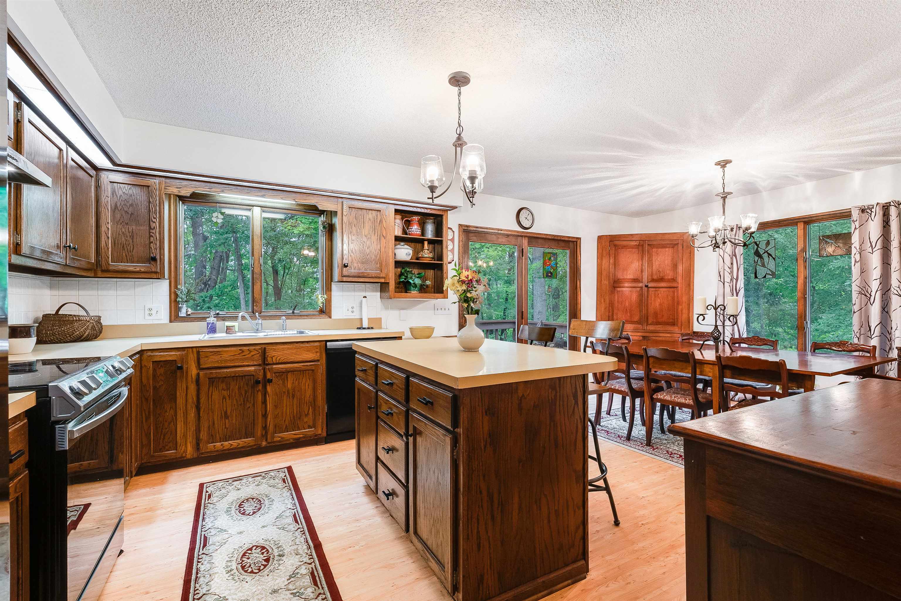 146 RHODODENDRON CT