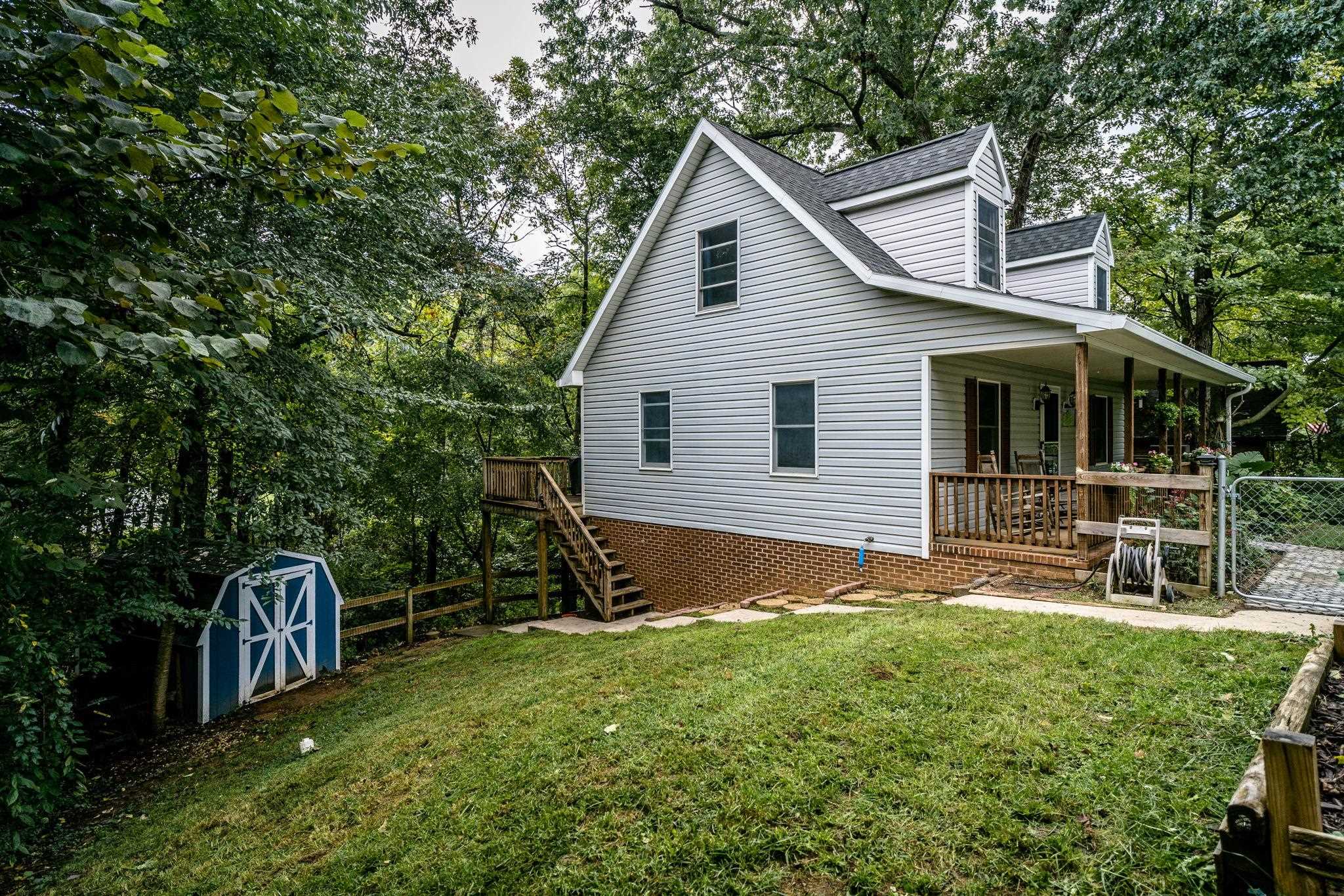1033 BRIDLE CT