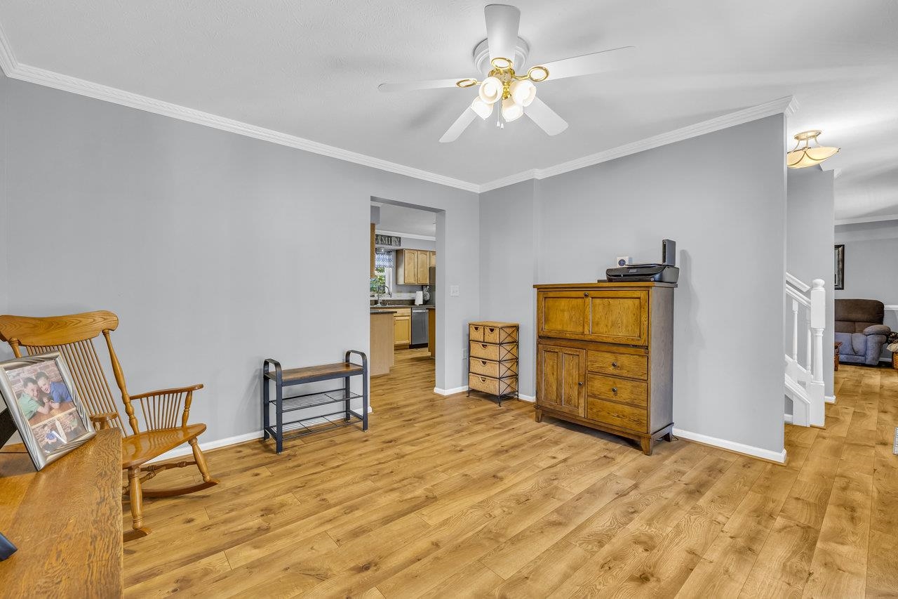 2500 OAK GROVE