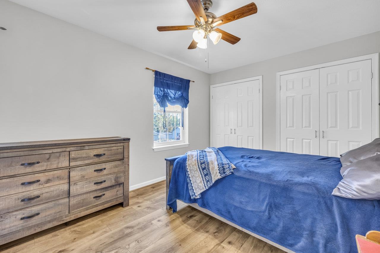 2500 OAK GROVE