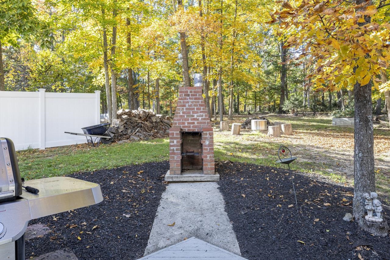 2500 OAK GROVE