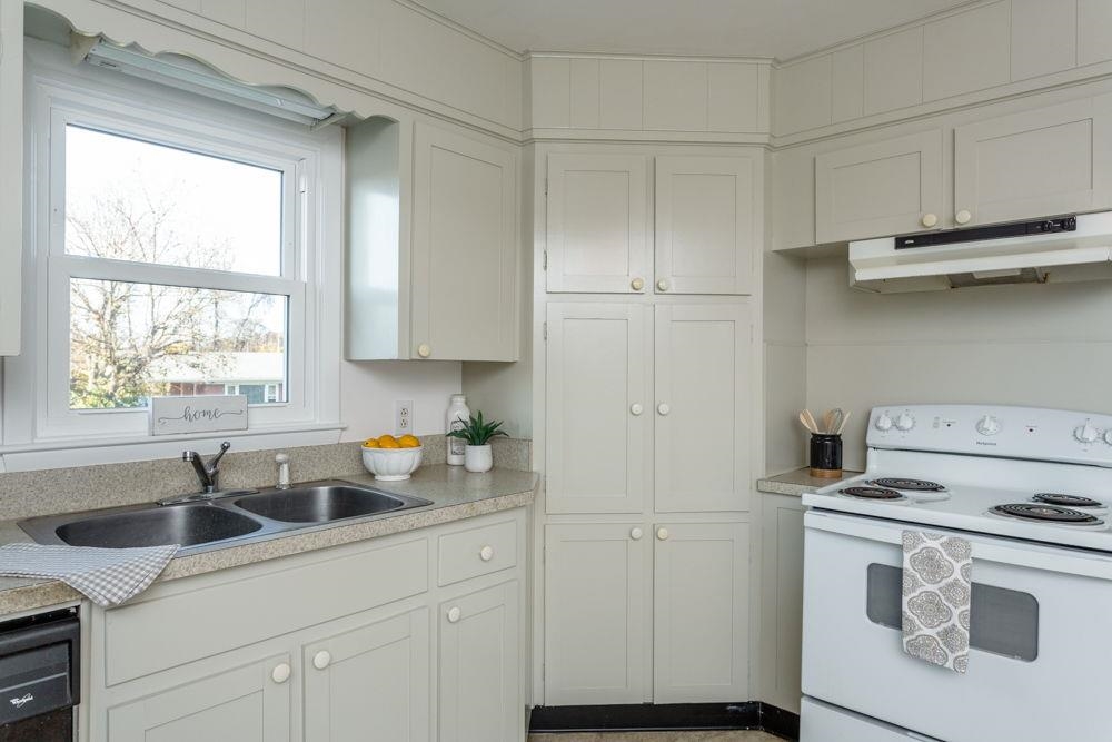 1200 WESTMORELAND DR