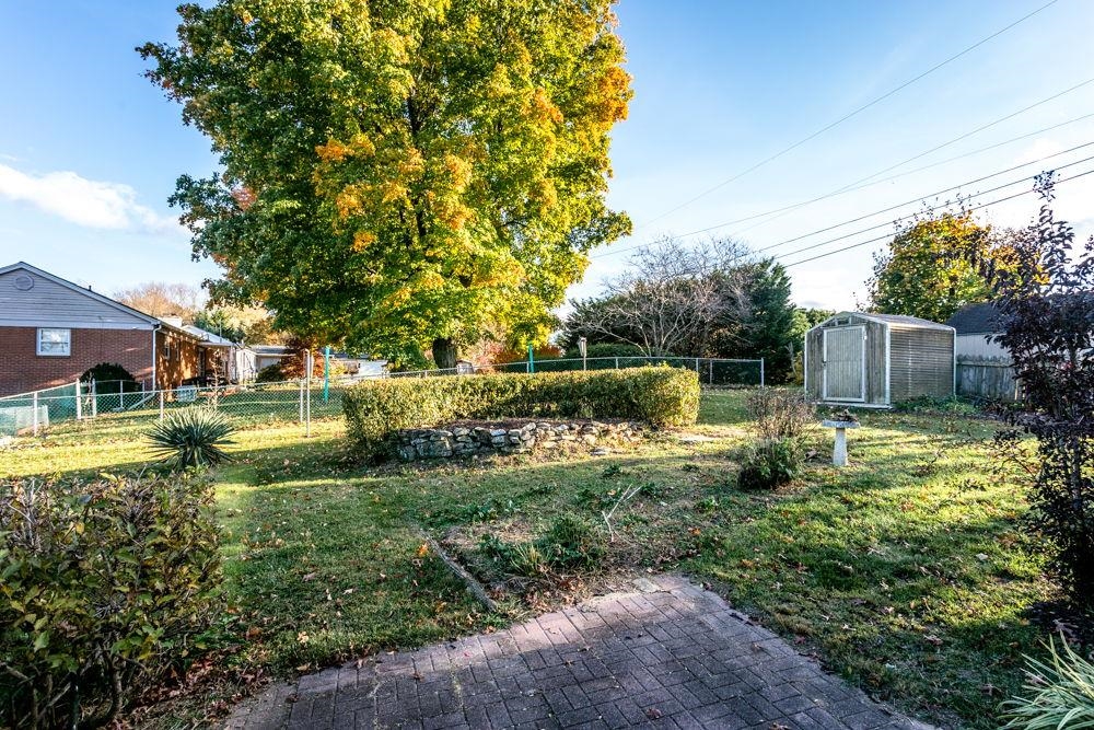 1200 WESTMORELAND DR