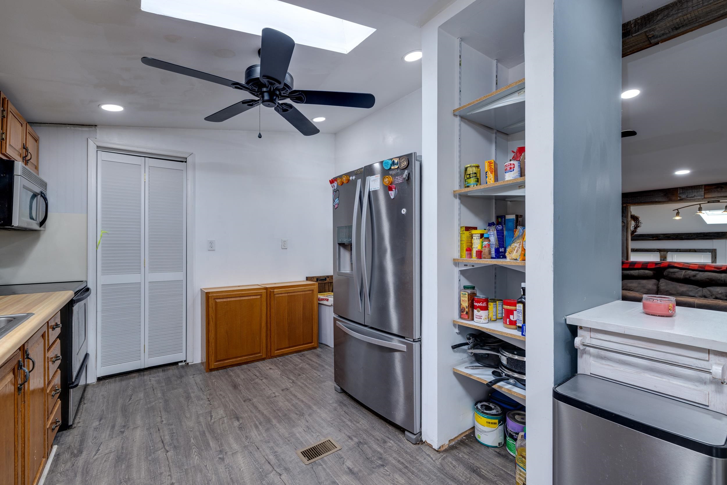 1734 ROLLING CREEK LN